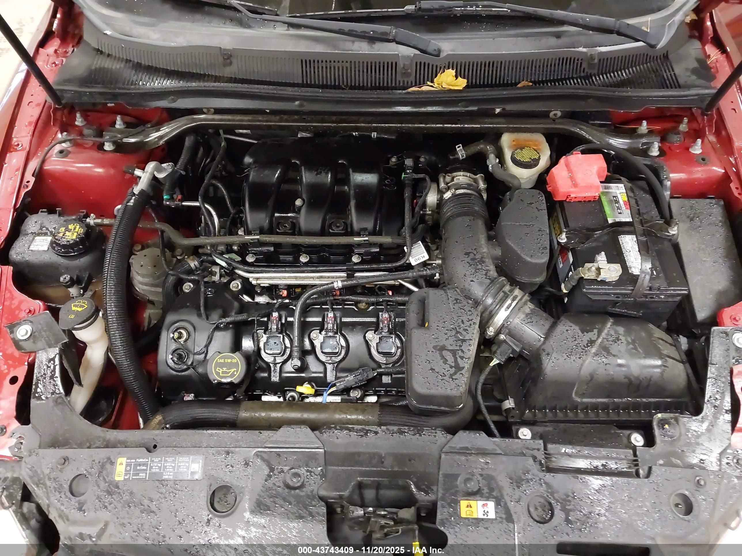 FORD TAURUS image 10