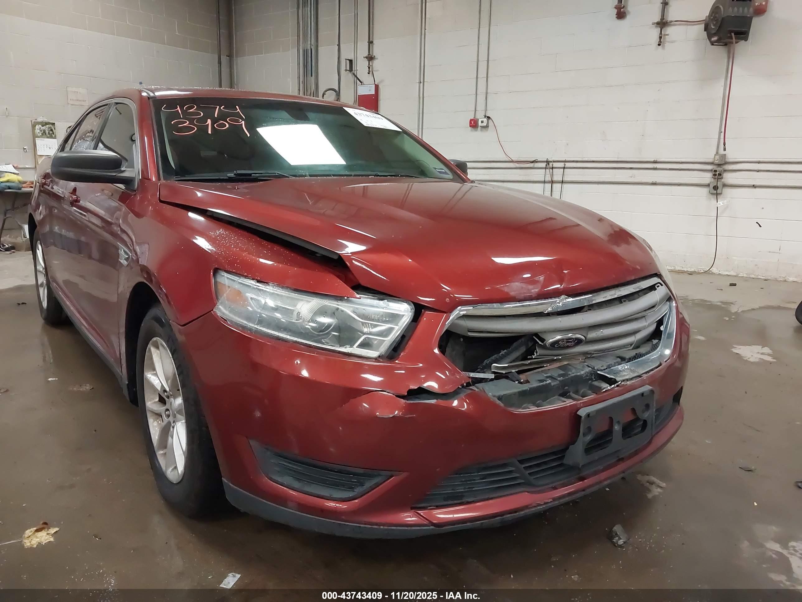 FORD TAURUS image 6
