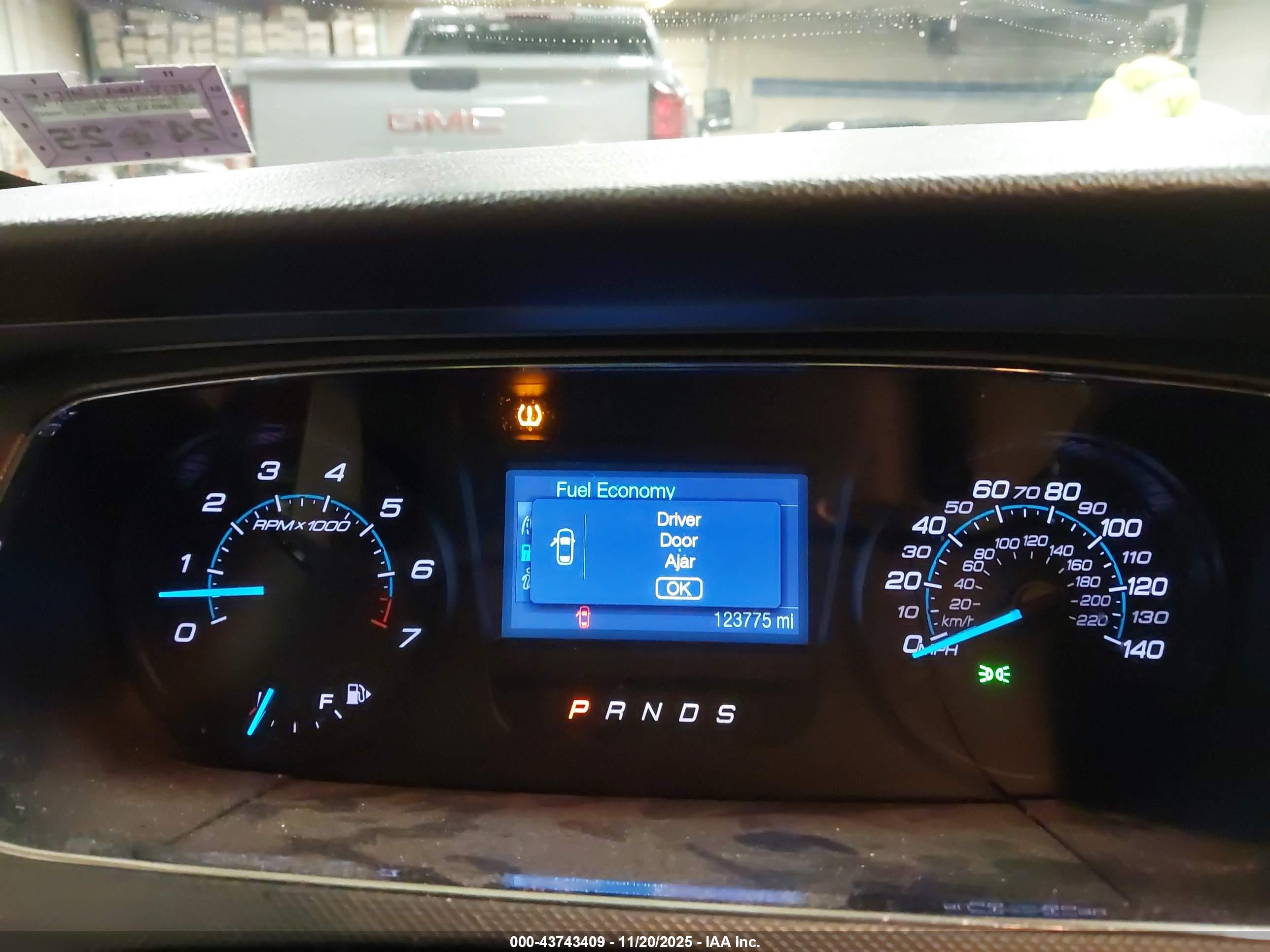 FORD TAURUS image 7