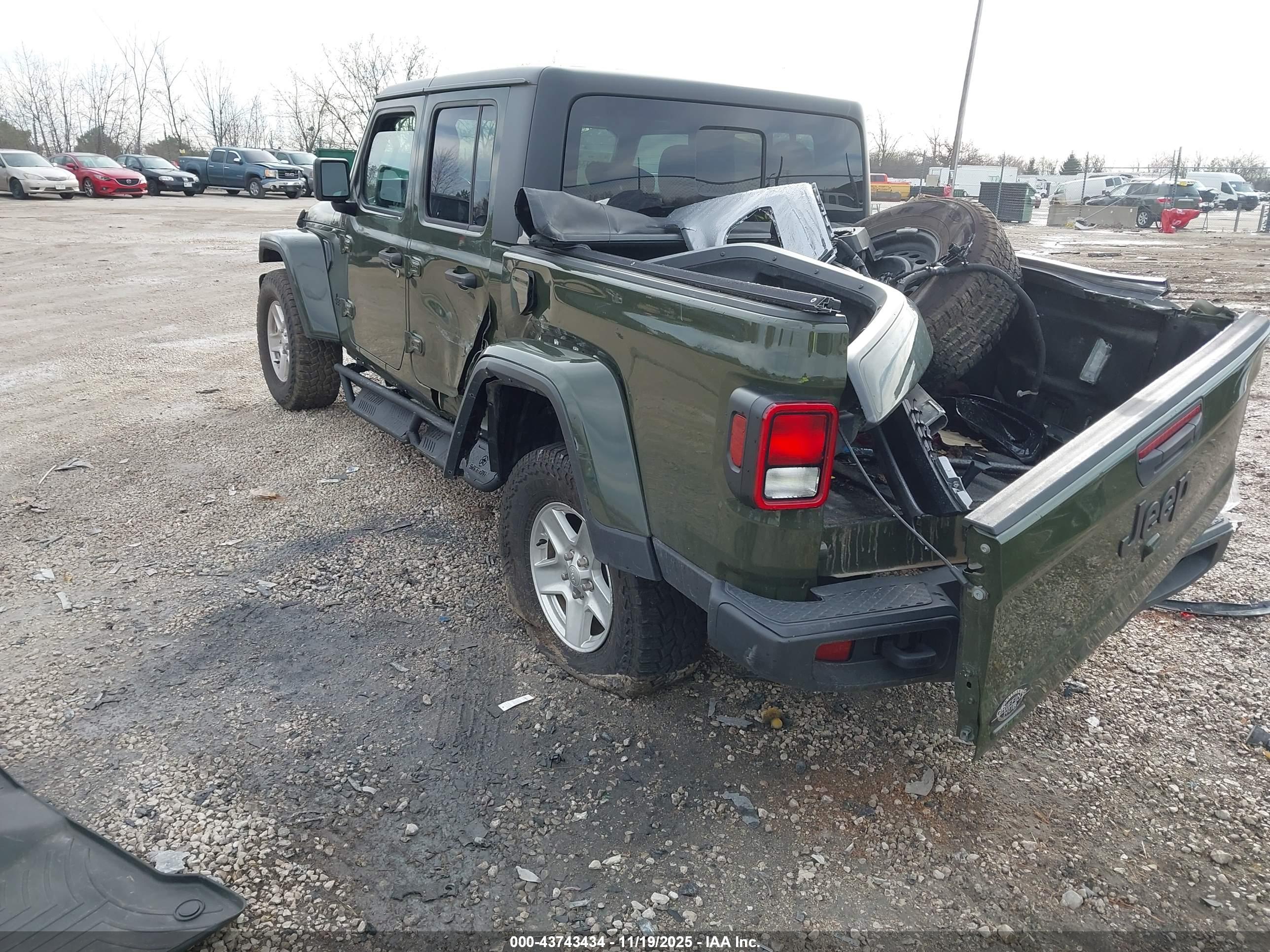 JEEP GLADIATOR image 3