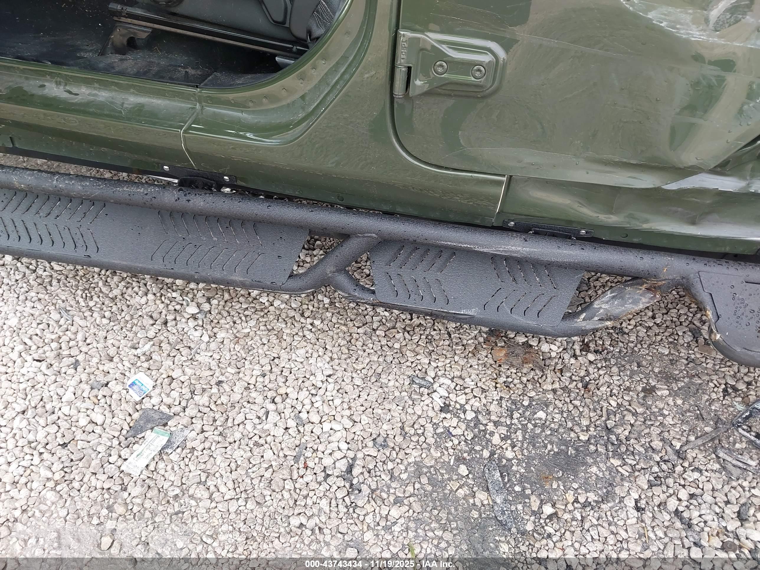 JEEP GLADIATOR image 6