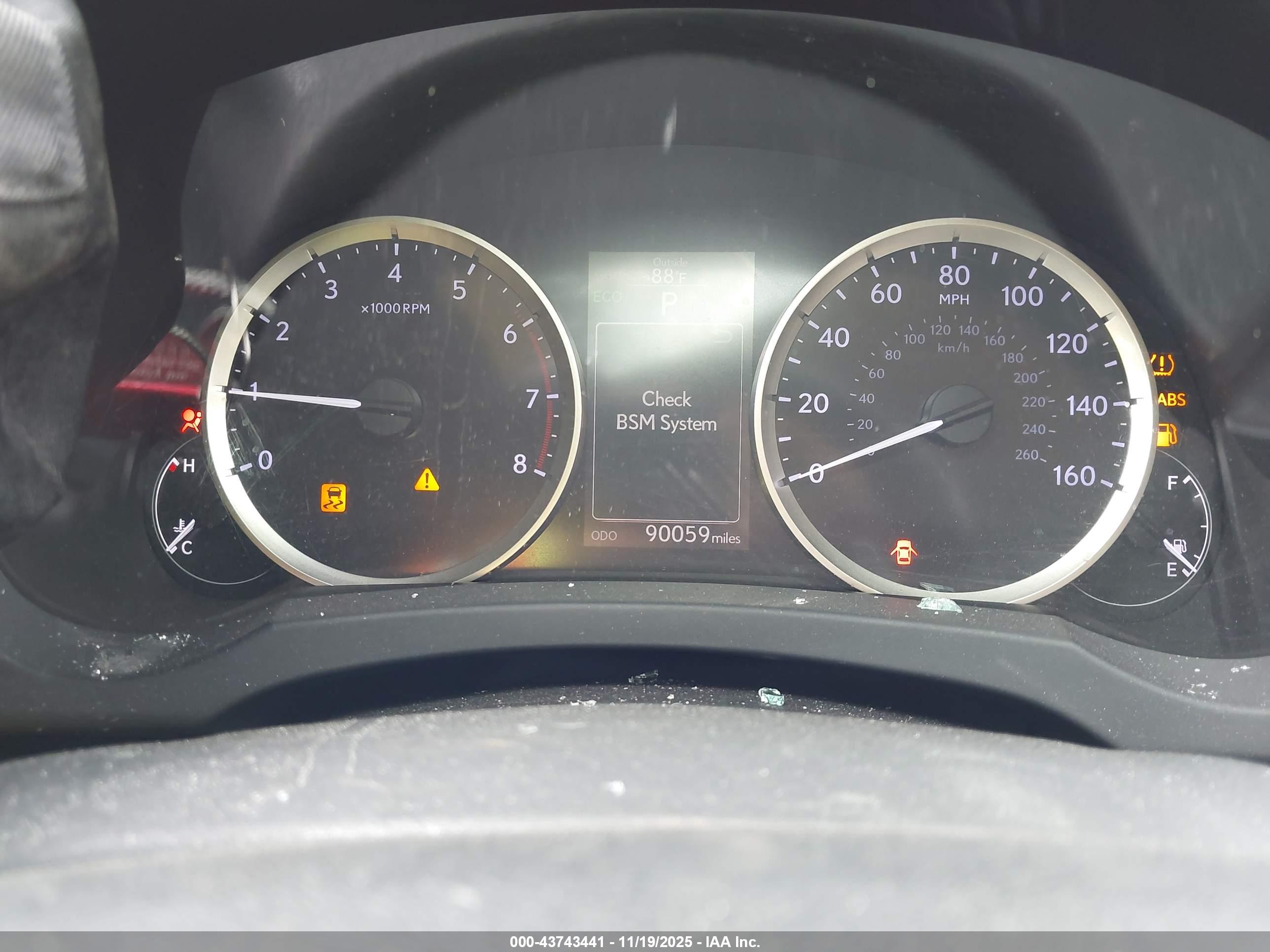 LEXUS IS image 7