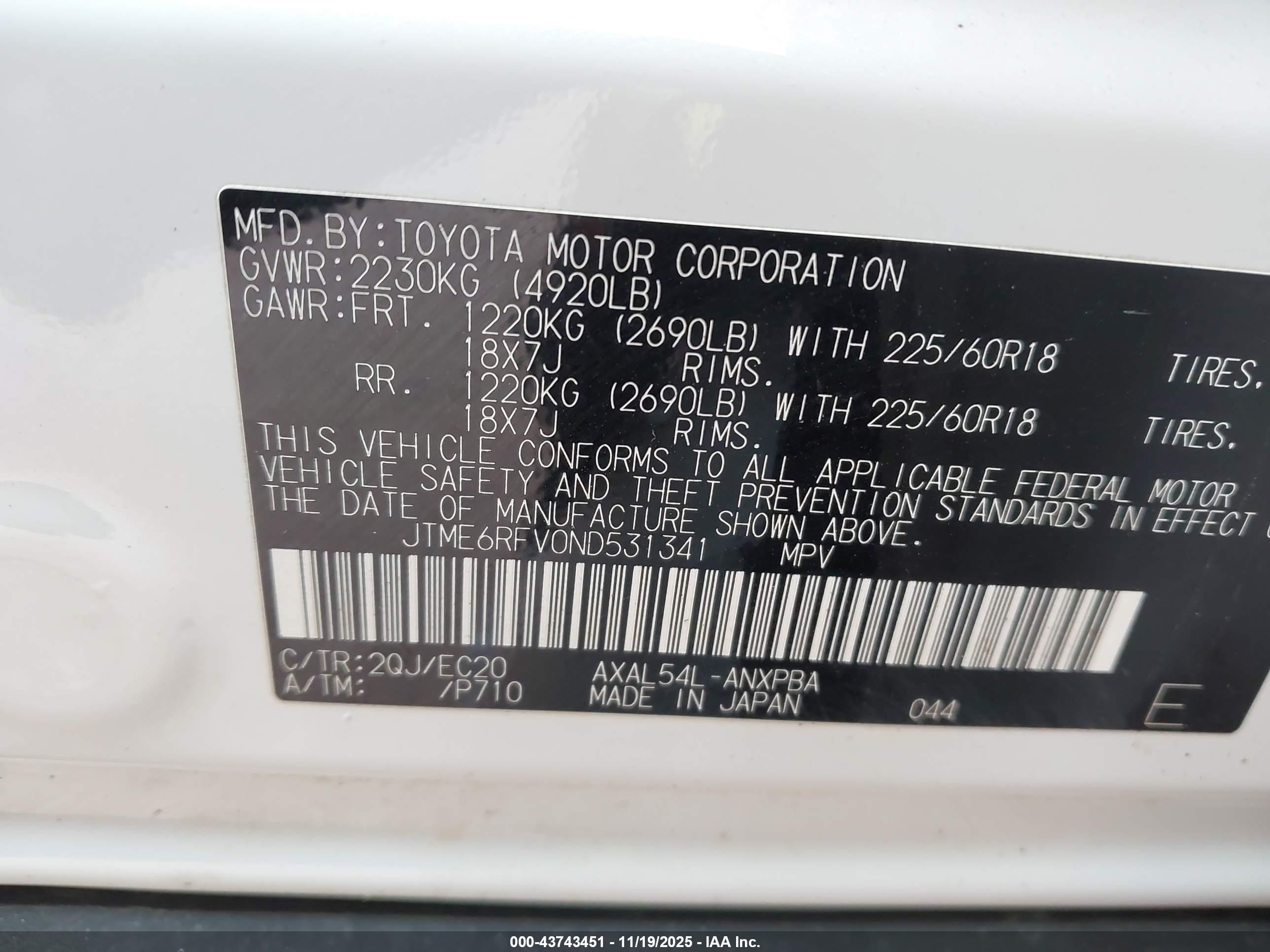 TOYOTA RAV4 image 9