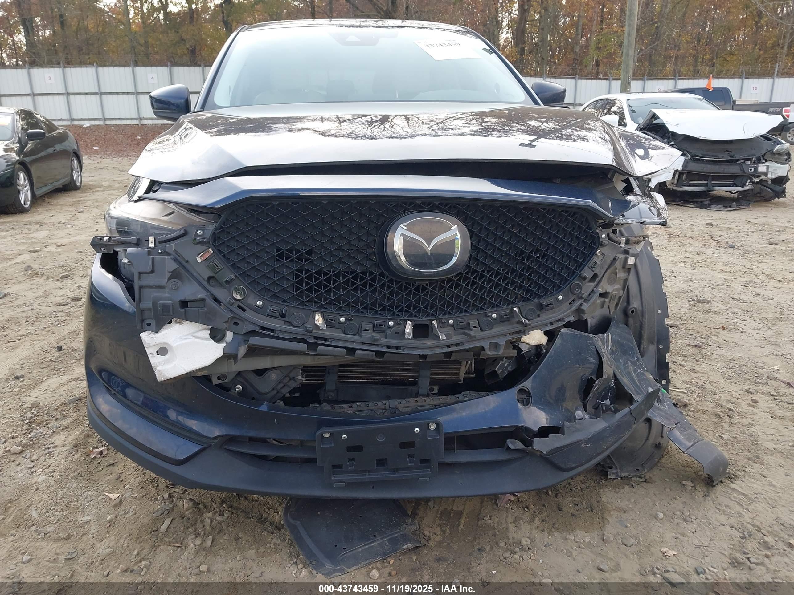 MAZDA CX-5 image 6