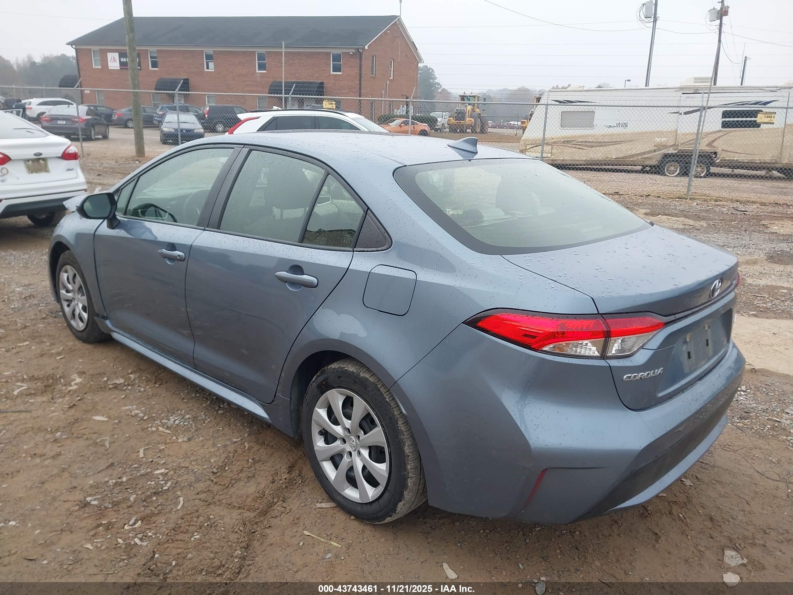 TOYOTA COROLLA image 3