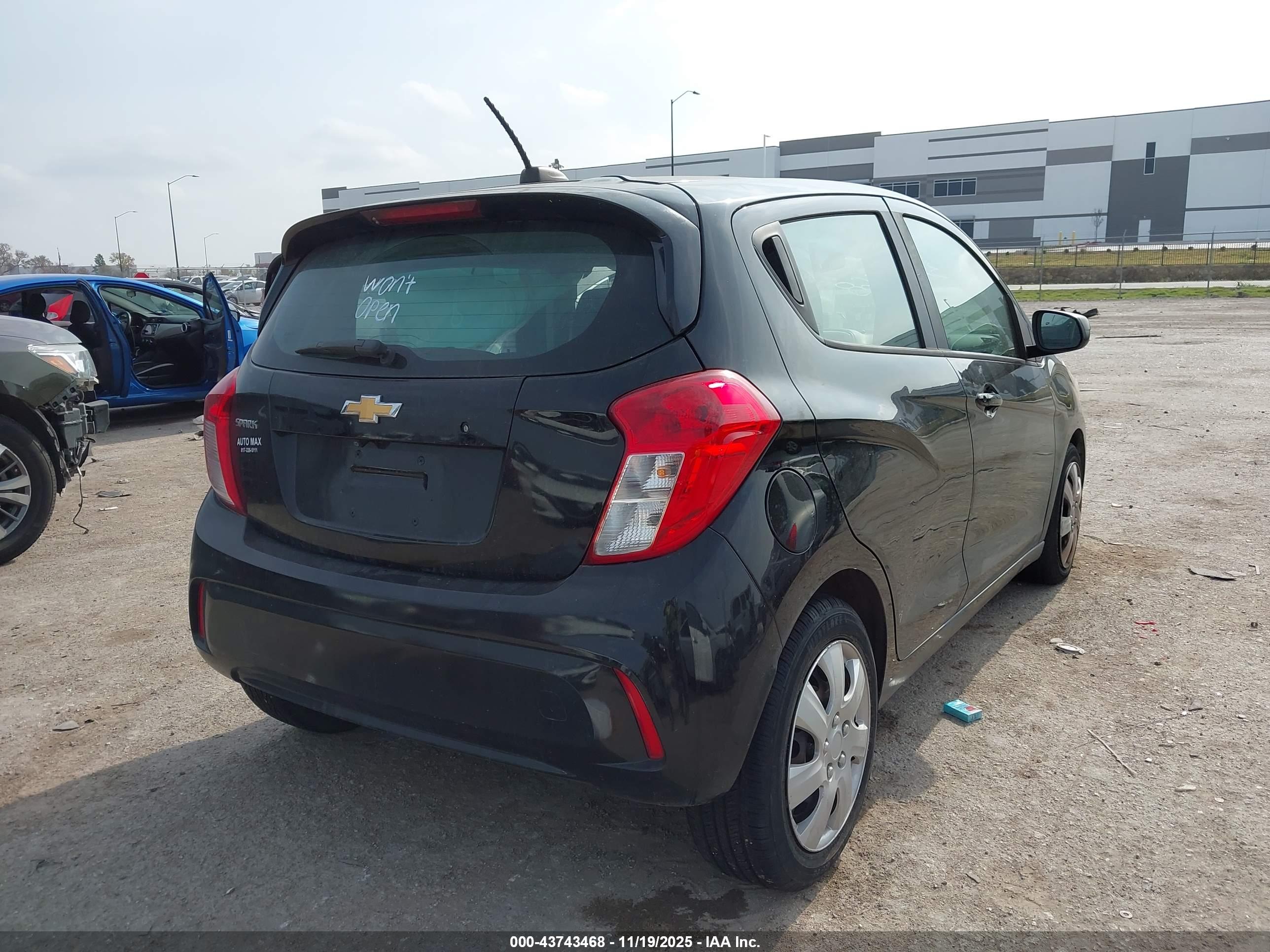CHEVROLET SPARK image 4