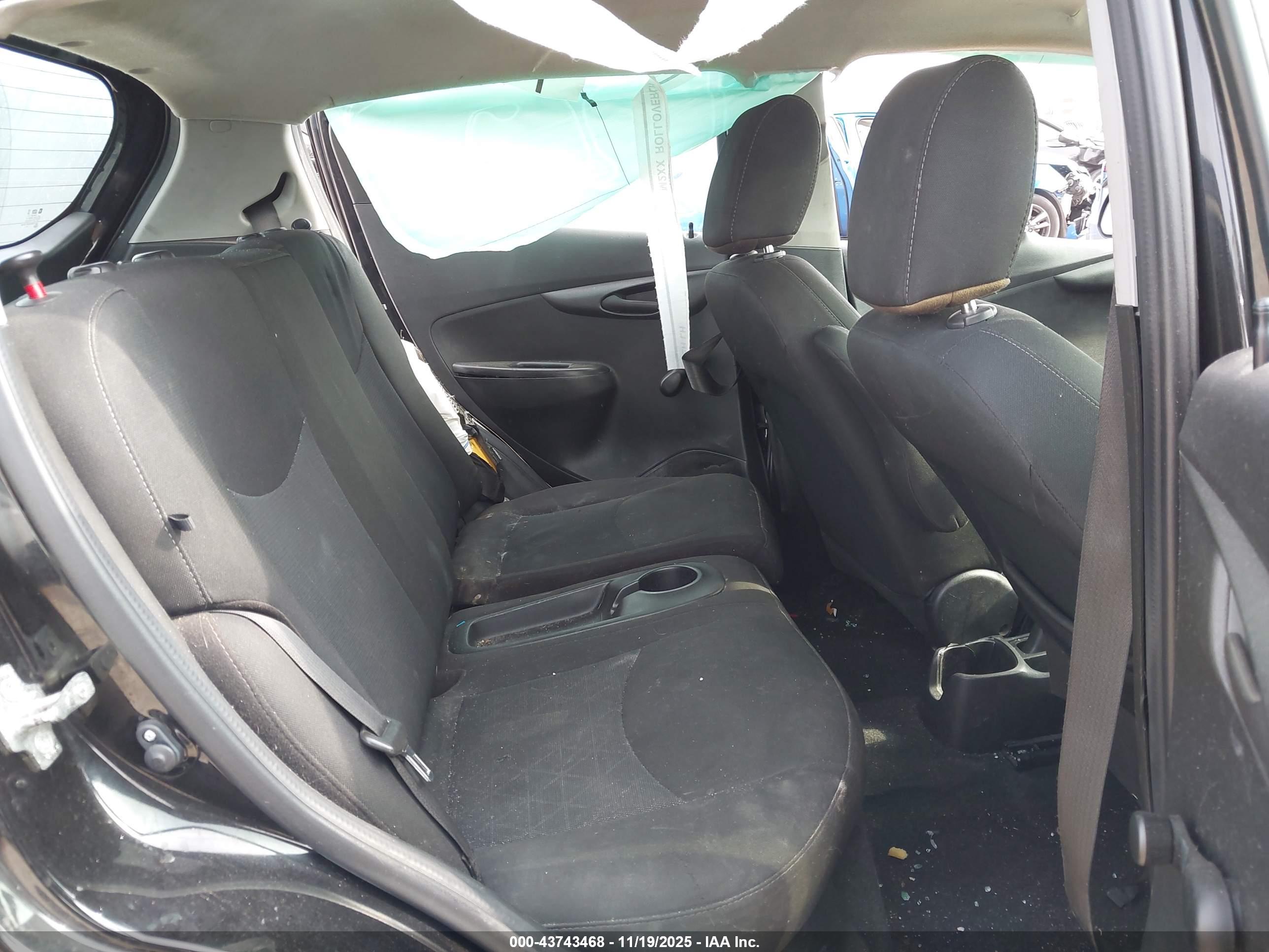 CHEVROLET SPARK image 8
