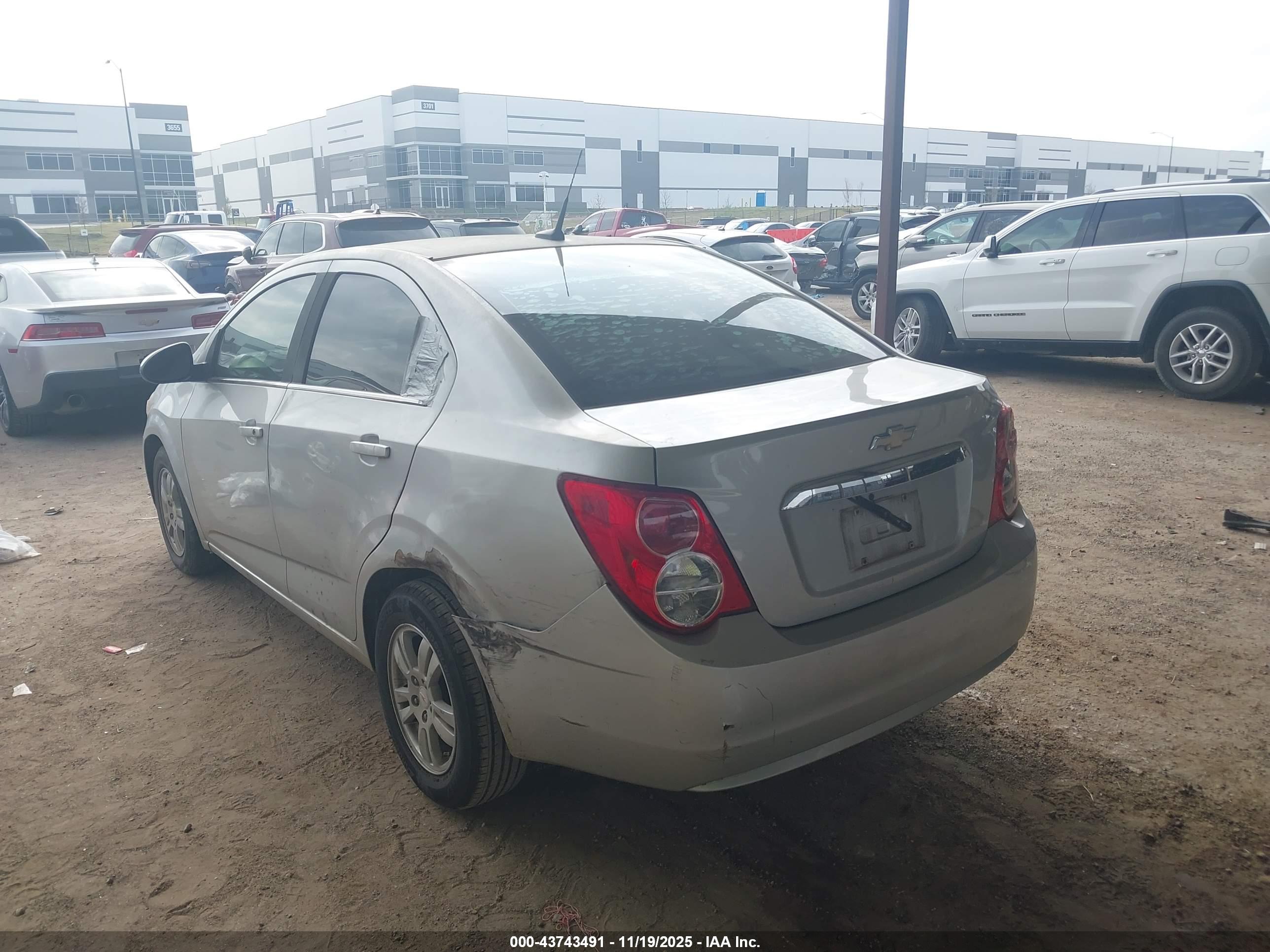 CHEVROLET SONIC image 3