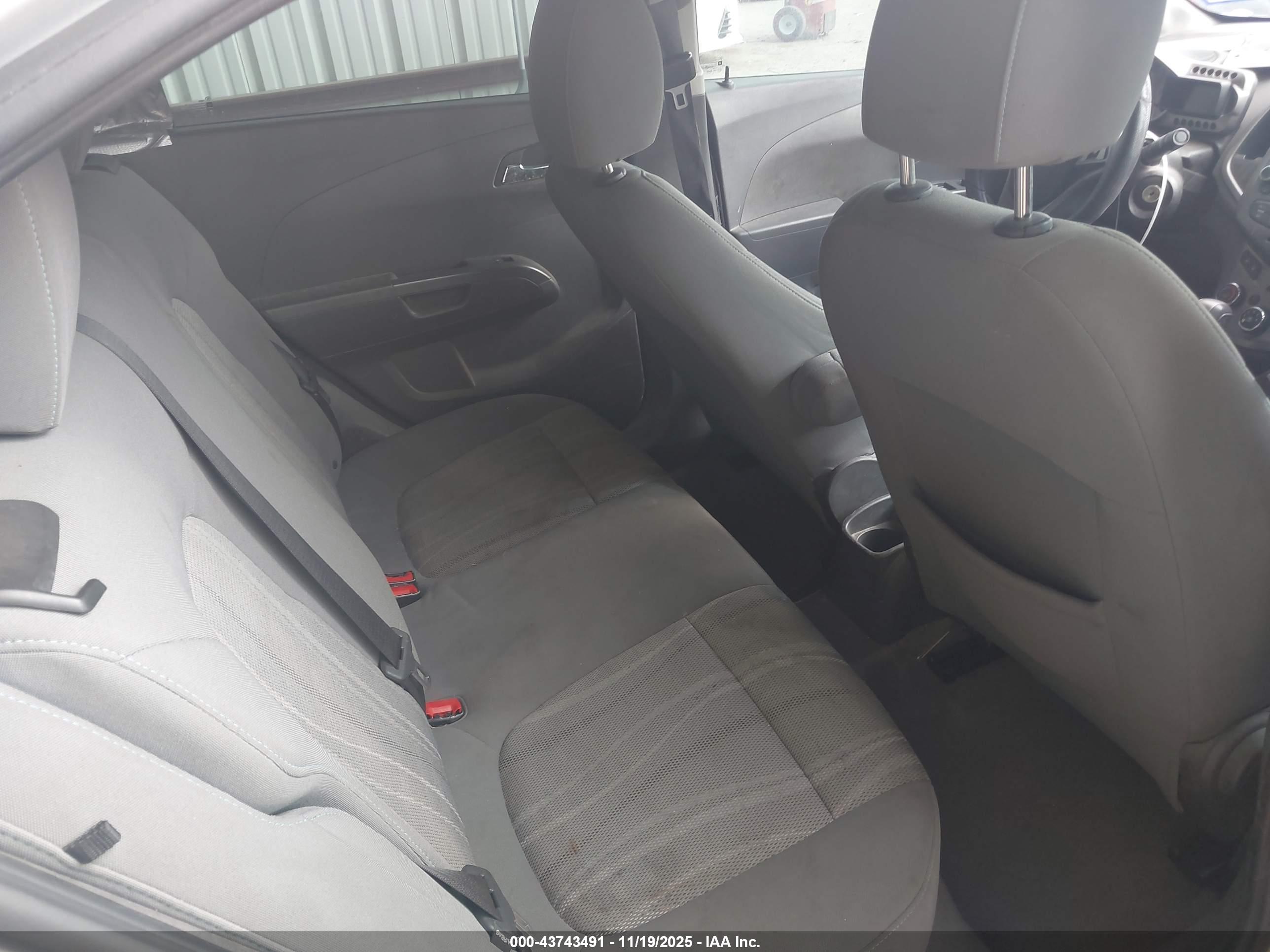 CHEVROLET SONIC image 8