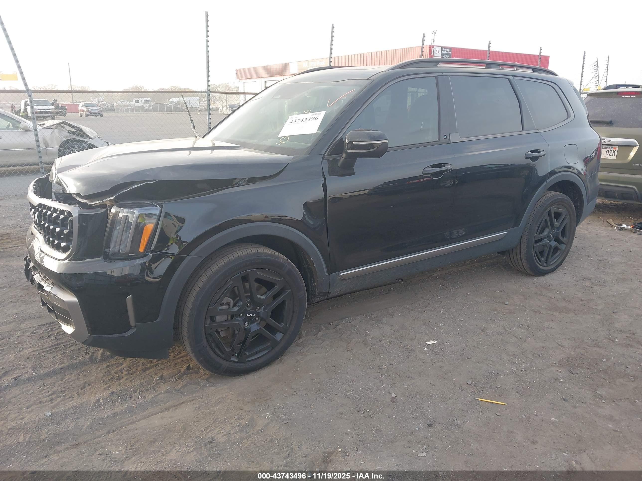 KIA TELLURIDE image 2