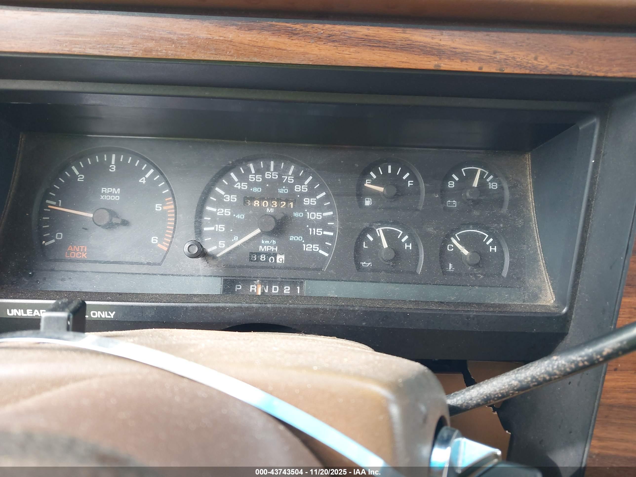 DODGE DAKOTA image 7