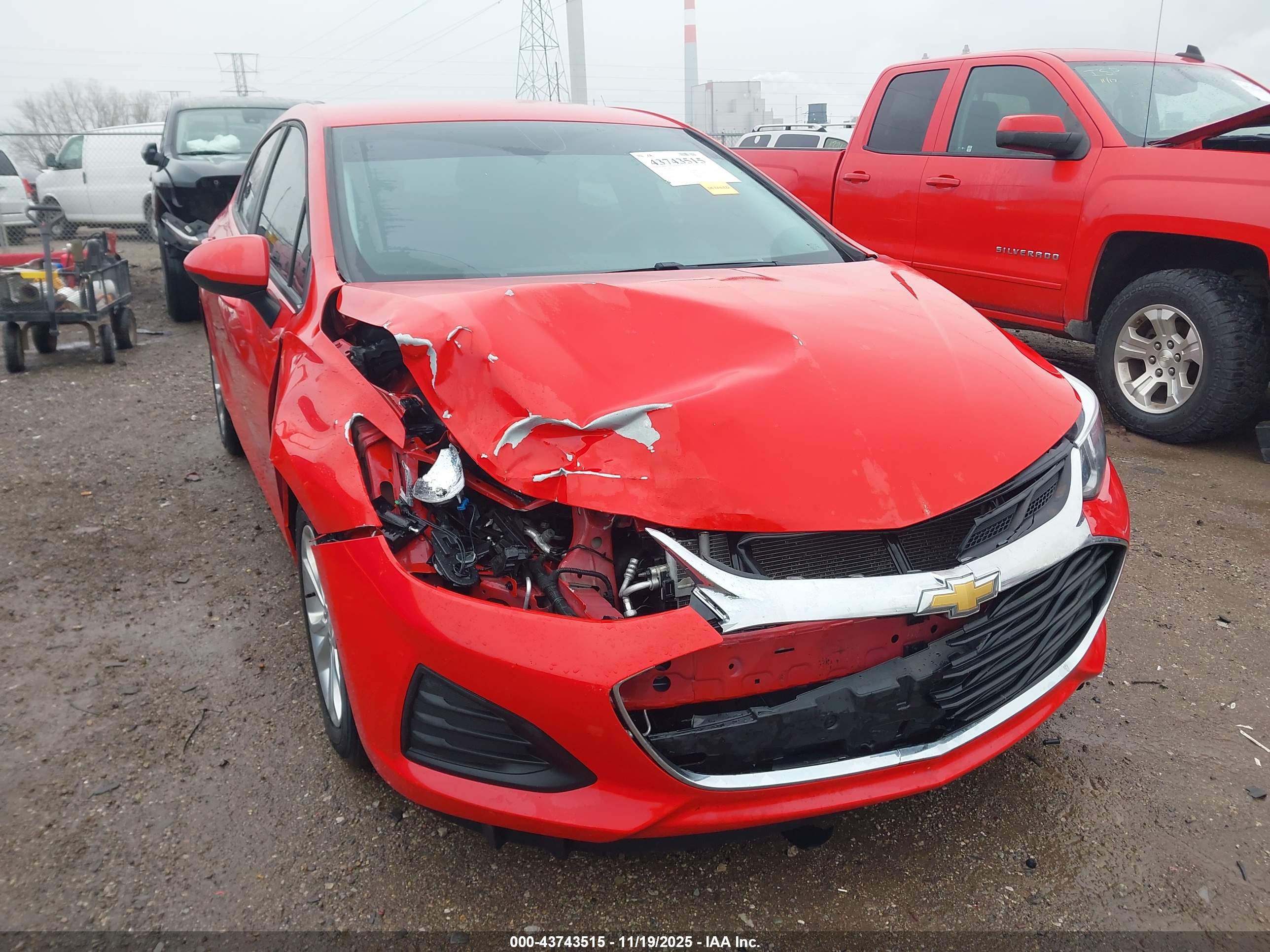 CHEVROLET CRUZE image 6