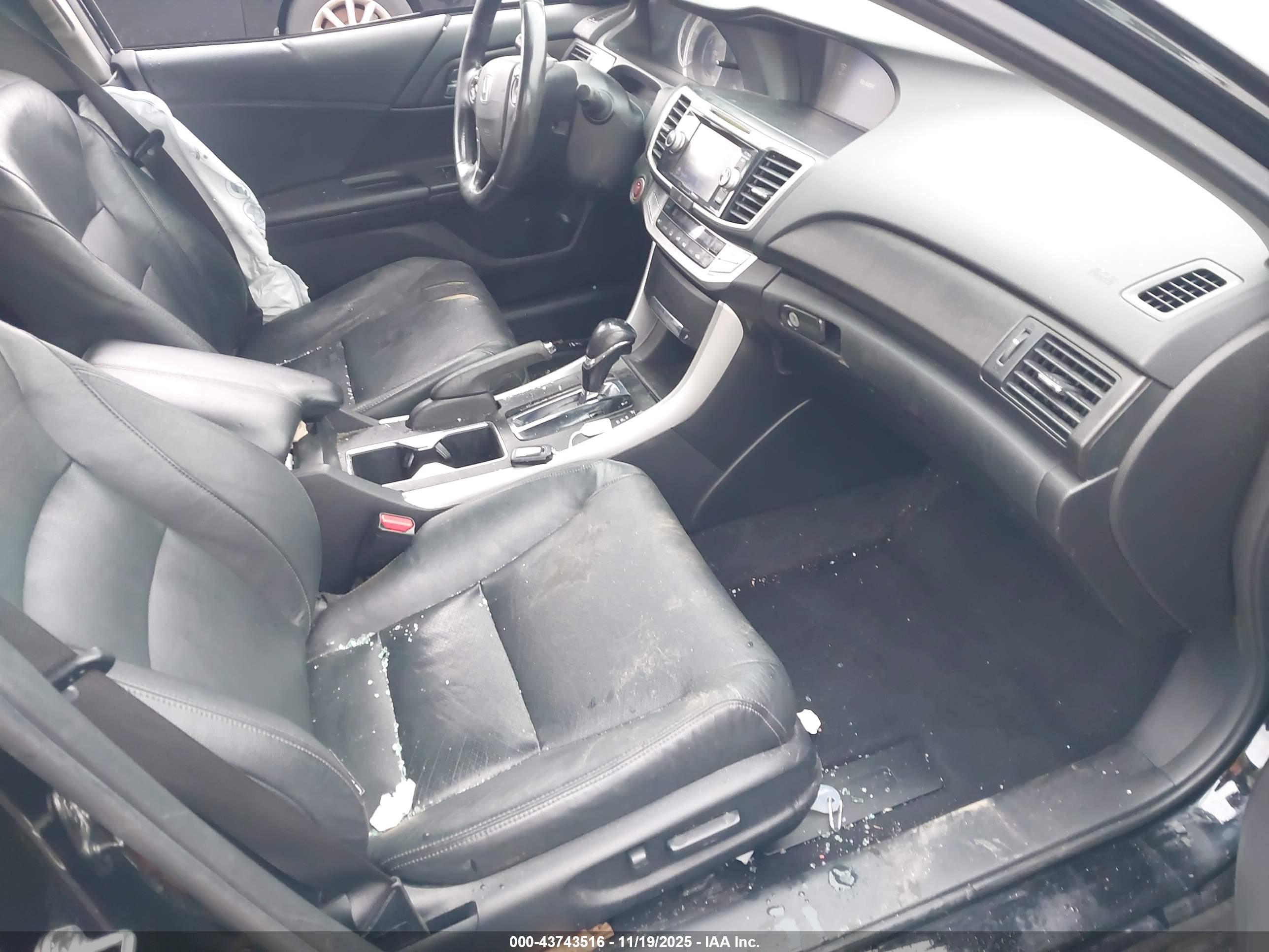 HONDA ACCORD image 5