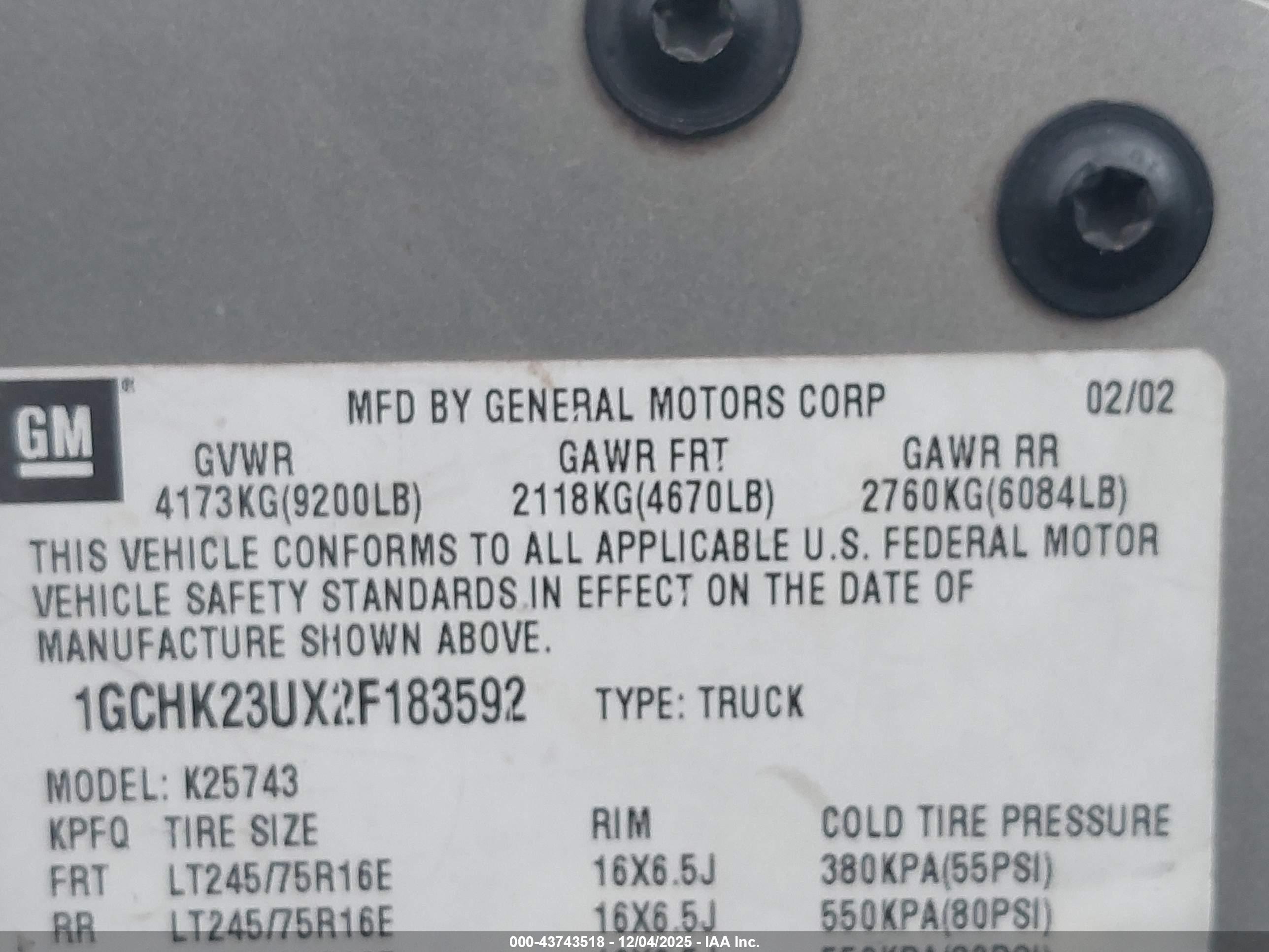 CHEVROLET SILVERADO image 9
