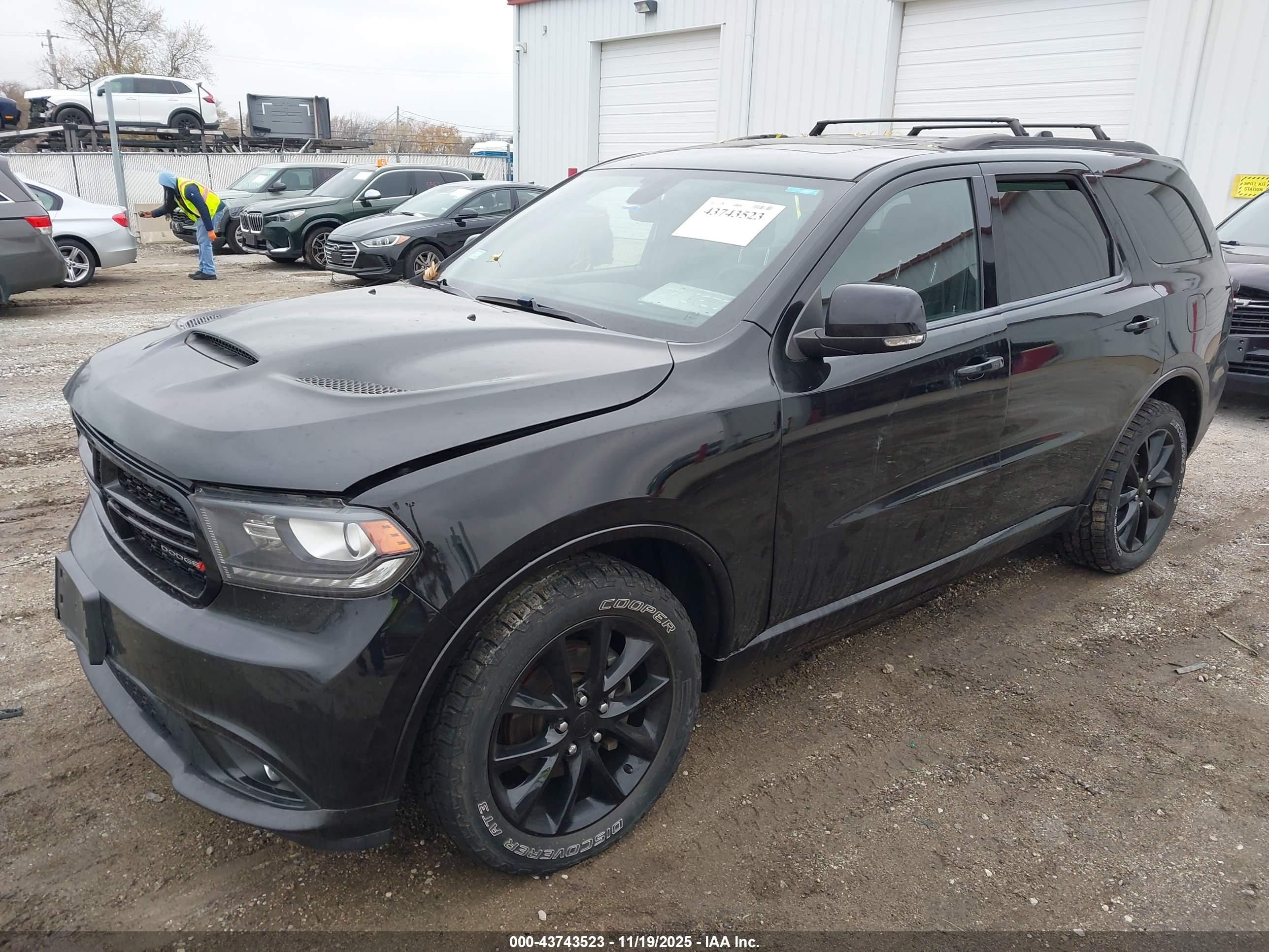 DODGE DURANGO image 2
