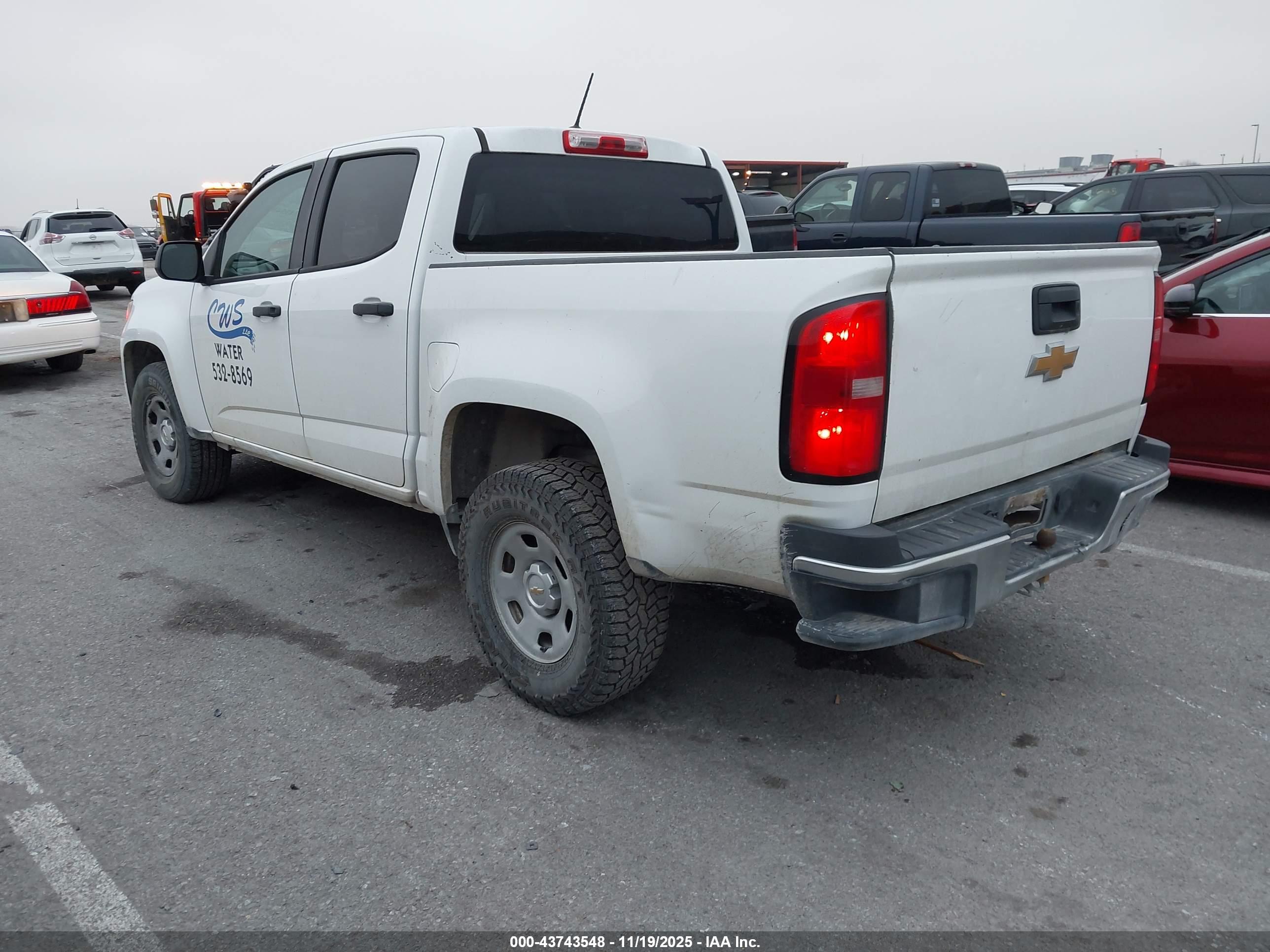 CHEVROLET COLORADO image 3