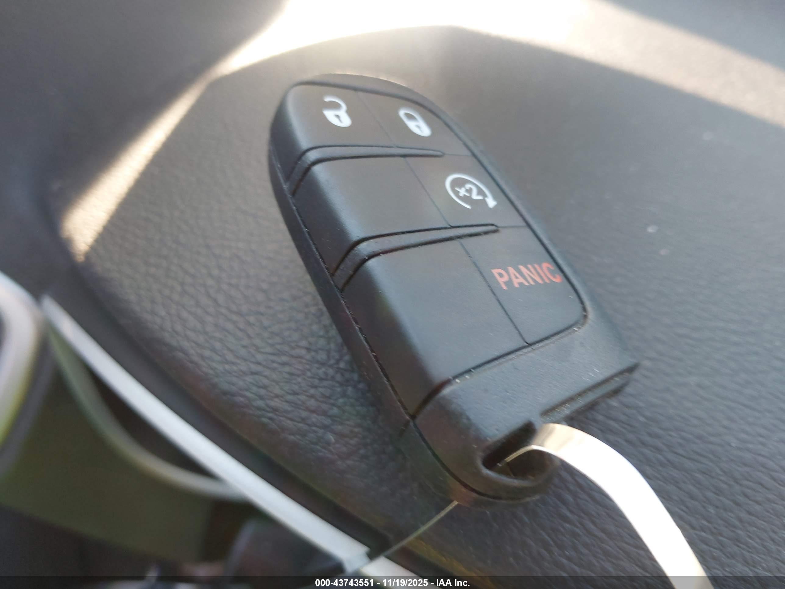 JEEP COMPASS image 11