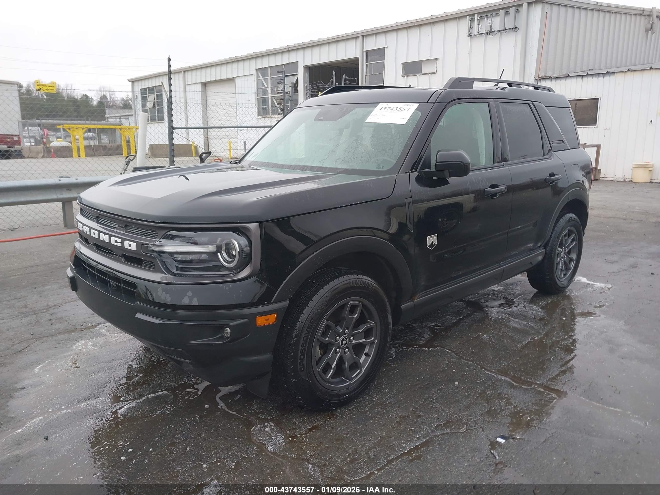 FORD BRONCO image 2