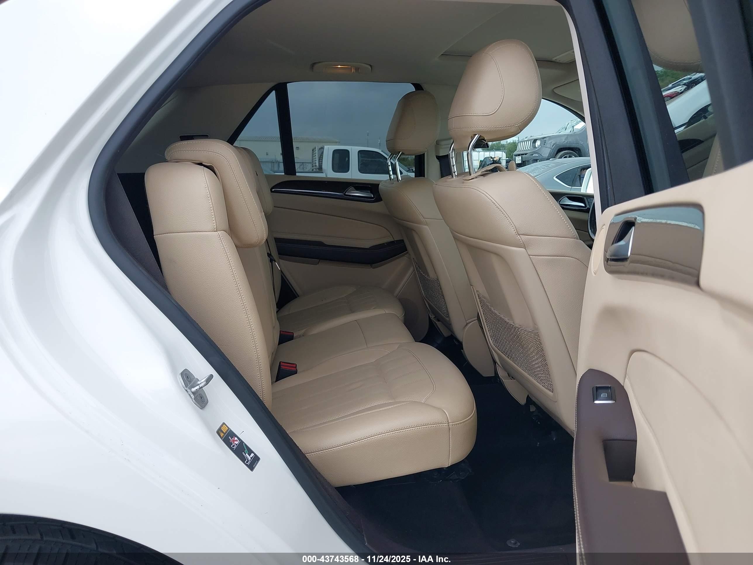 MERCEDES-BENZ GLE image 8