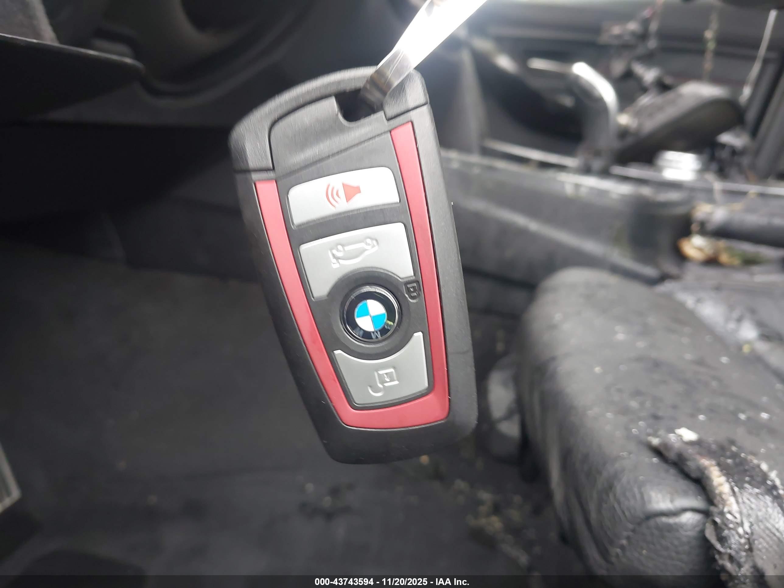 BMW 335I image 11