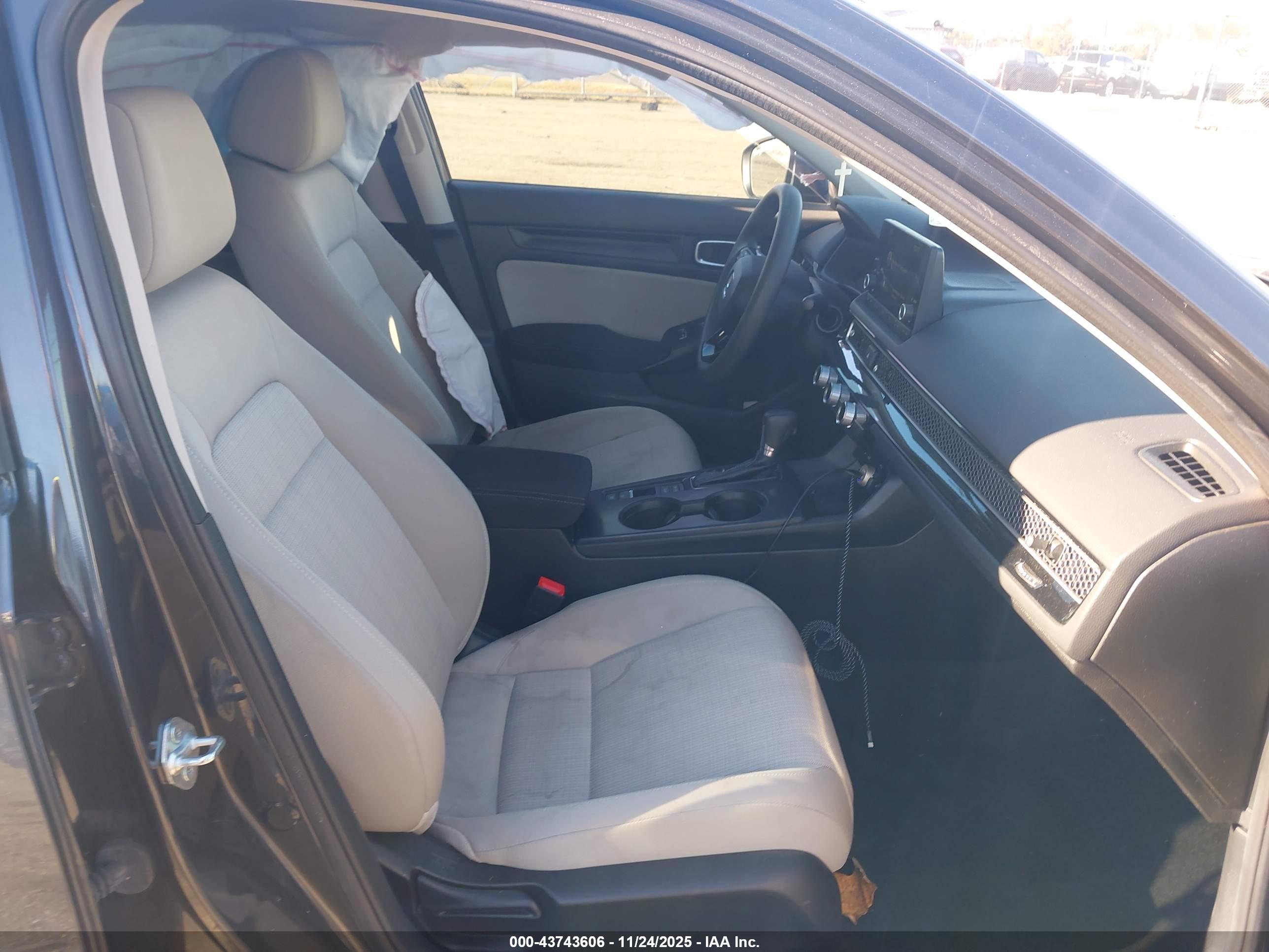 HONDA CIVIC image 5