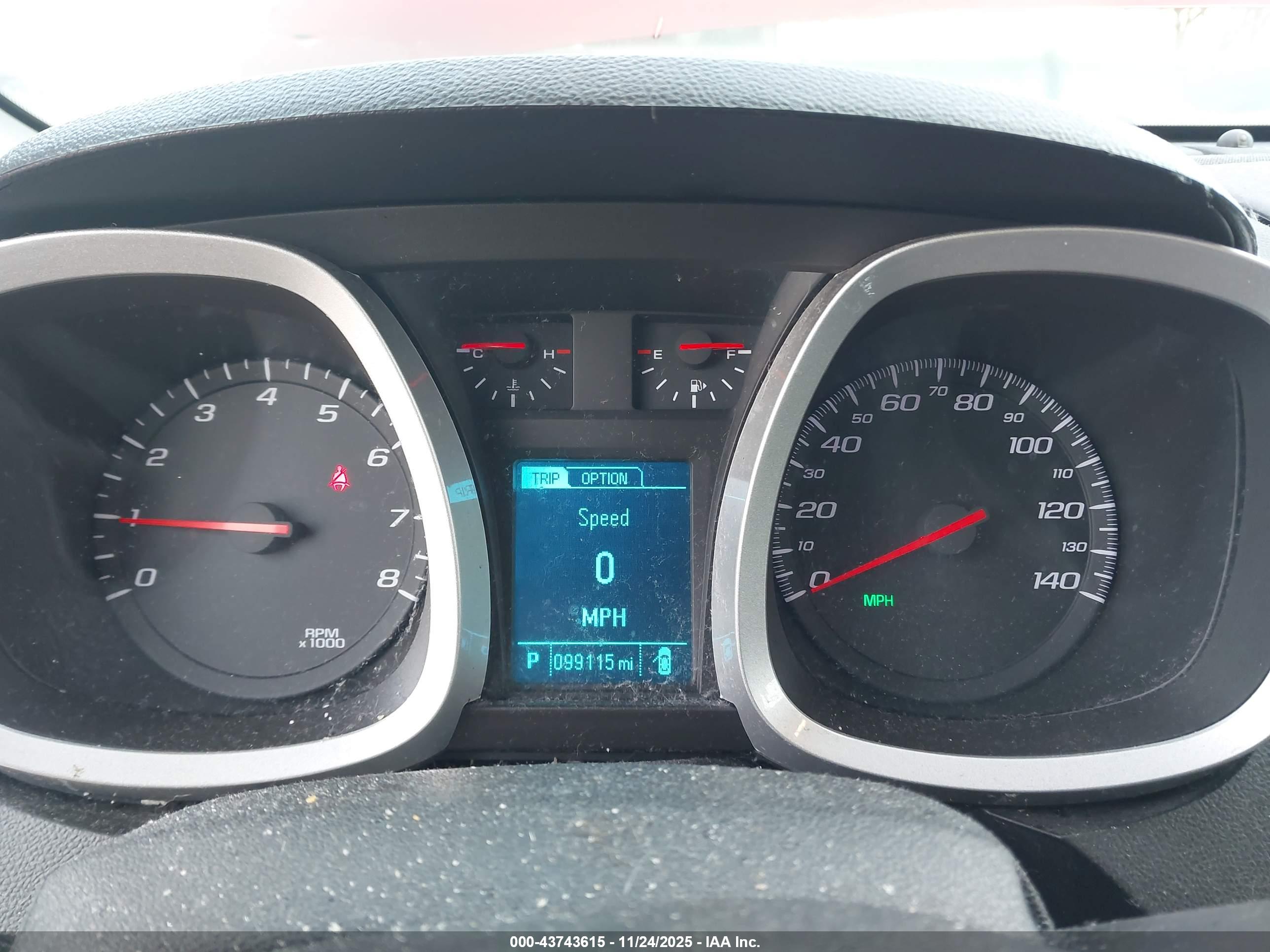 CHEVROLET EQUINOX image 7