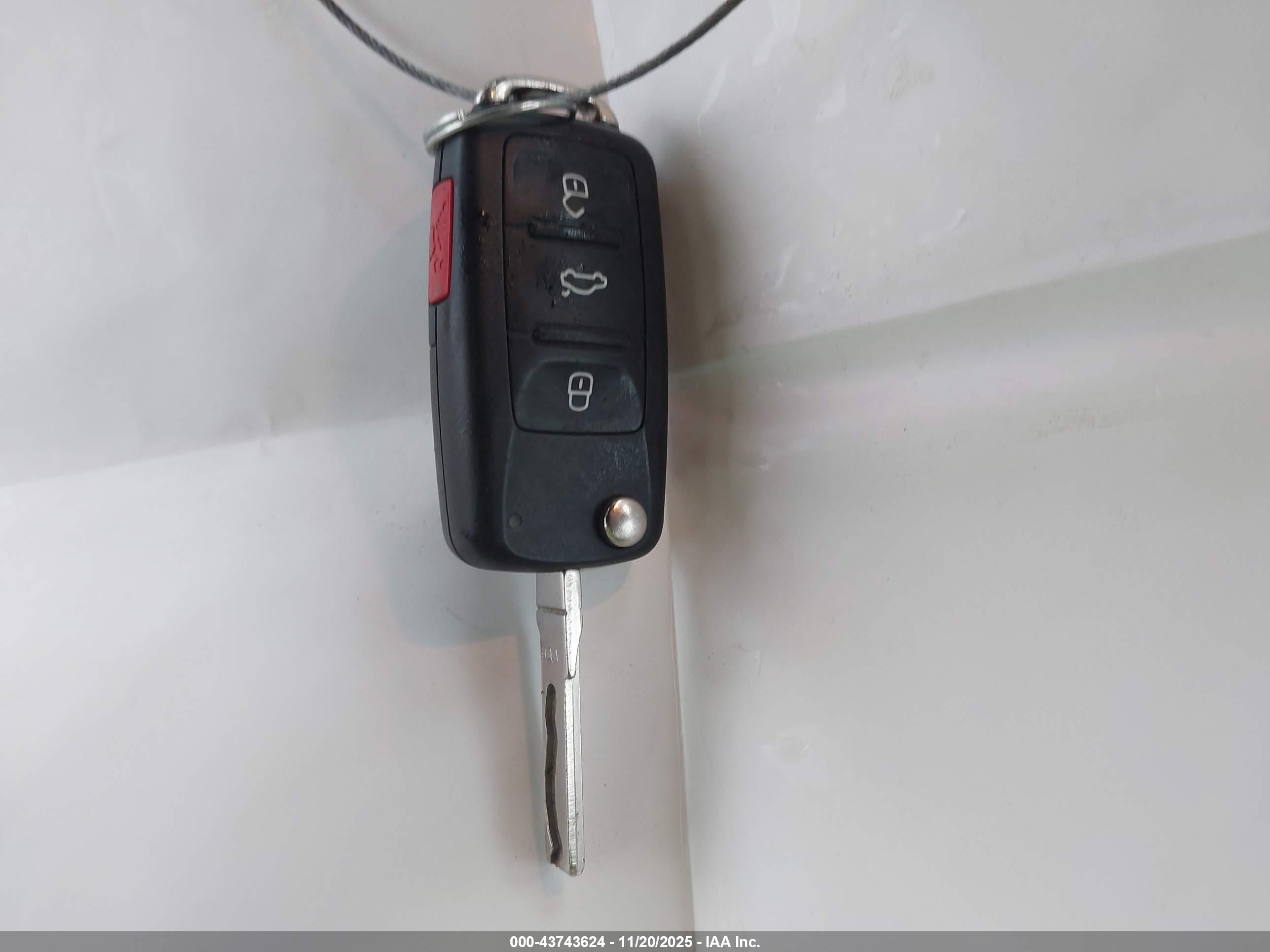 VOLKSWAGEN EOS image 11