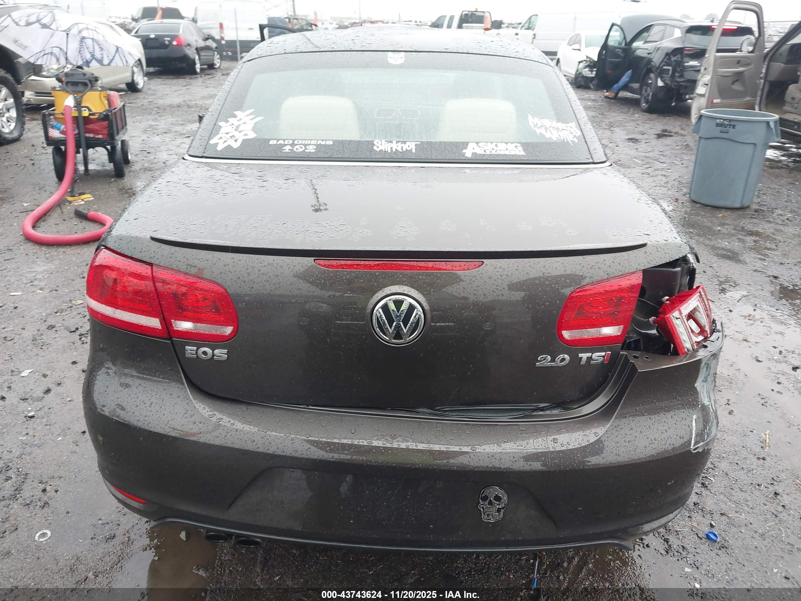 VOLKSWAGEN EOS image 6