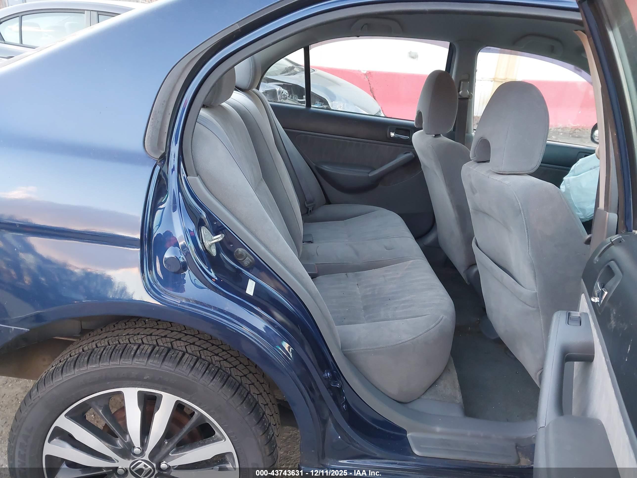 HONDA CIVIC image 8