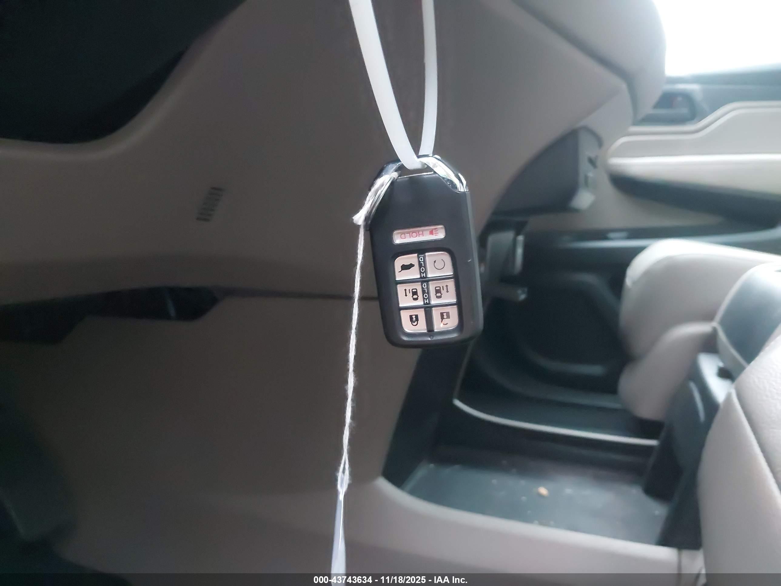 HONDA ODYSSEY image 11