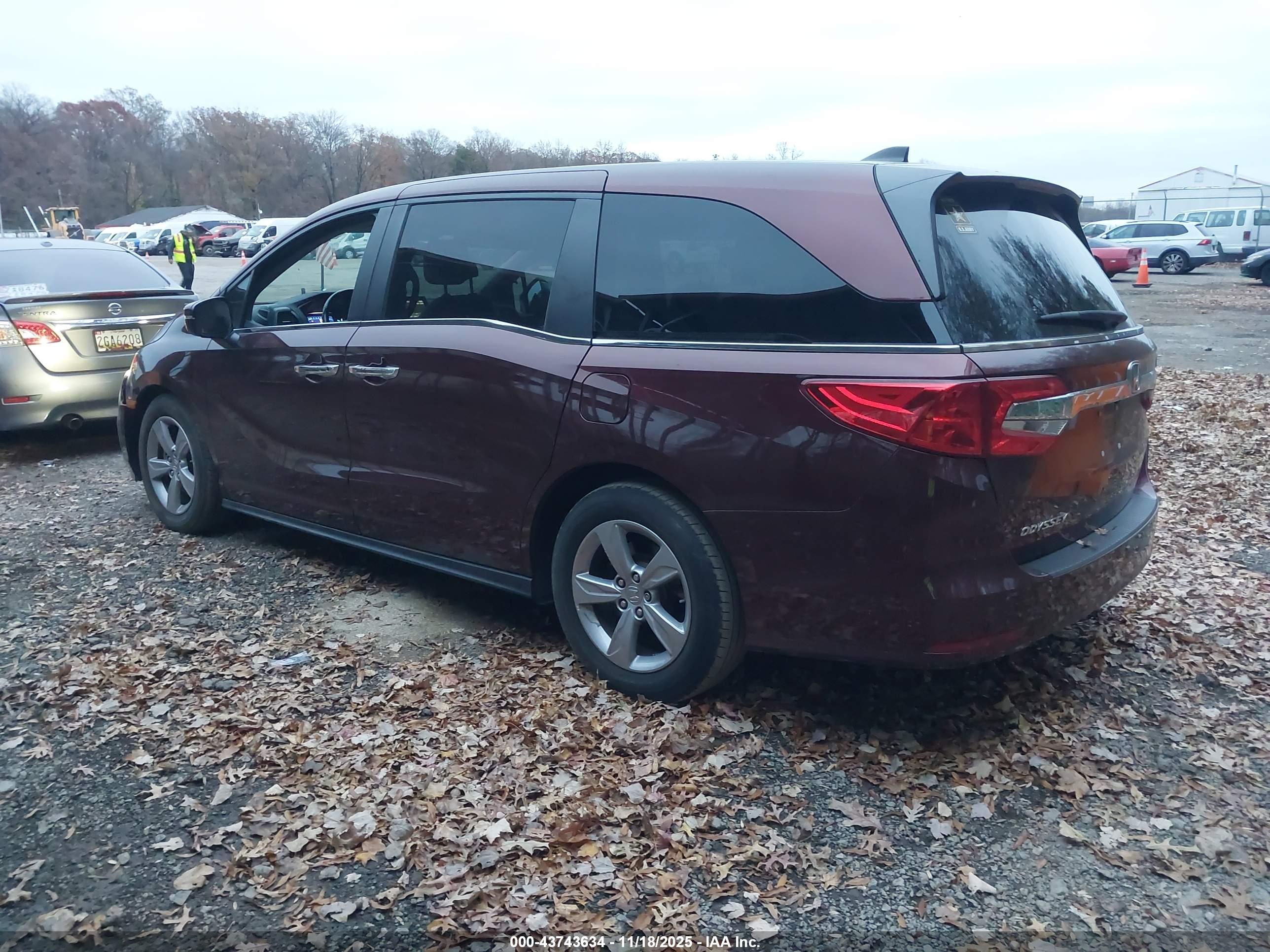 HONDA ODYSSEY image 3