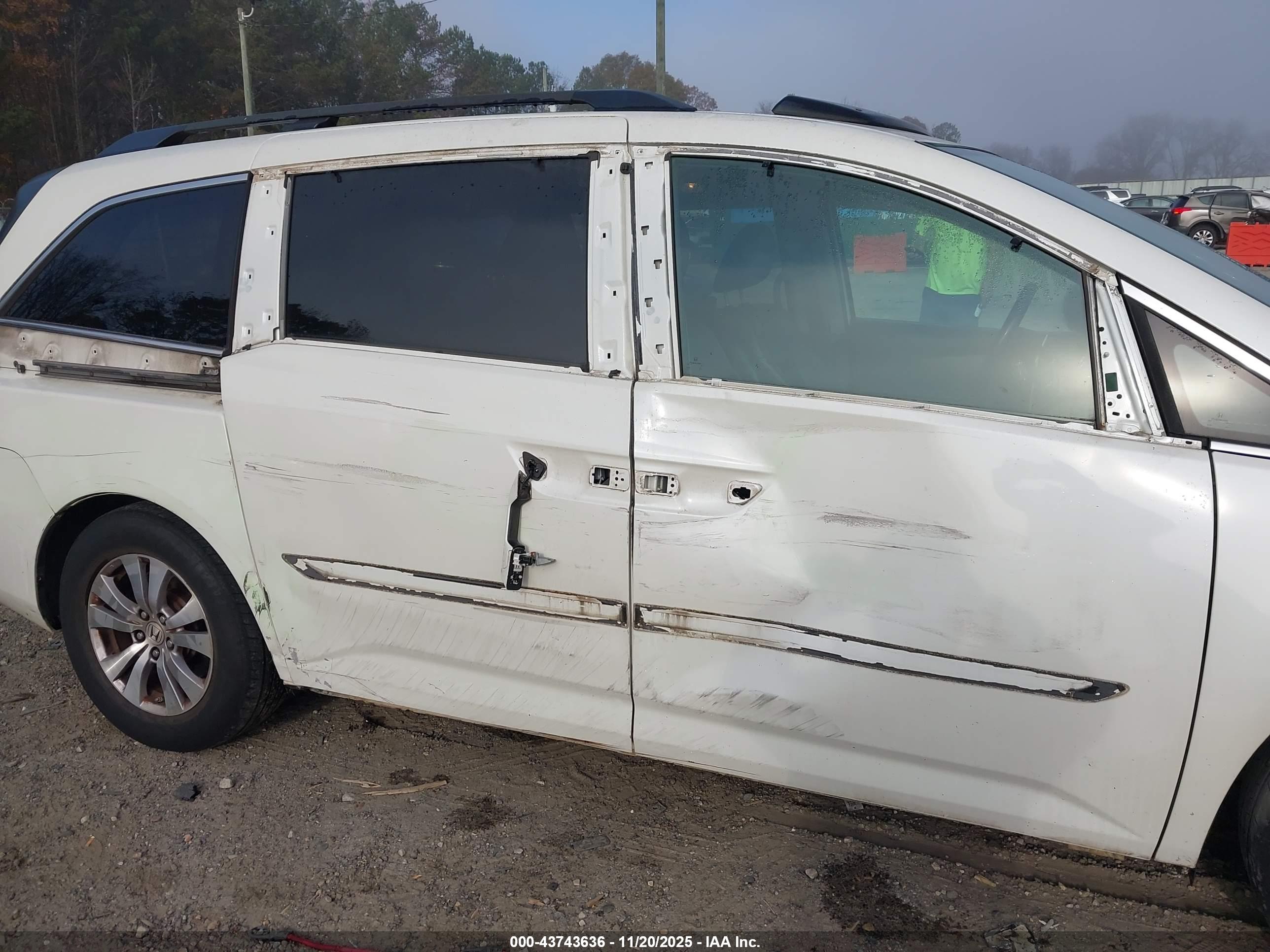 HONDA ODYSSEY image 6