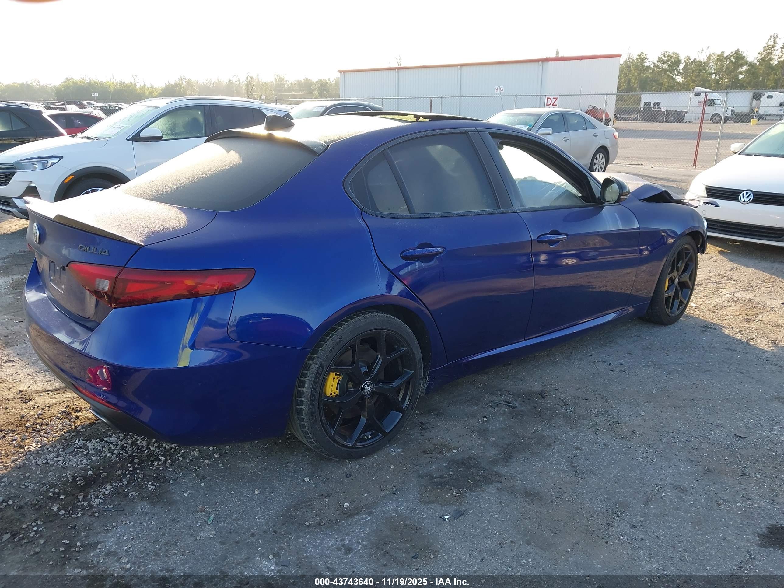 ALFA ROMEO image 4