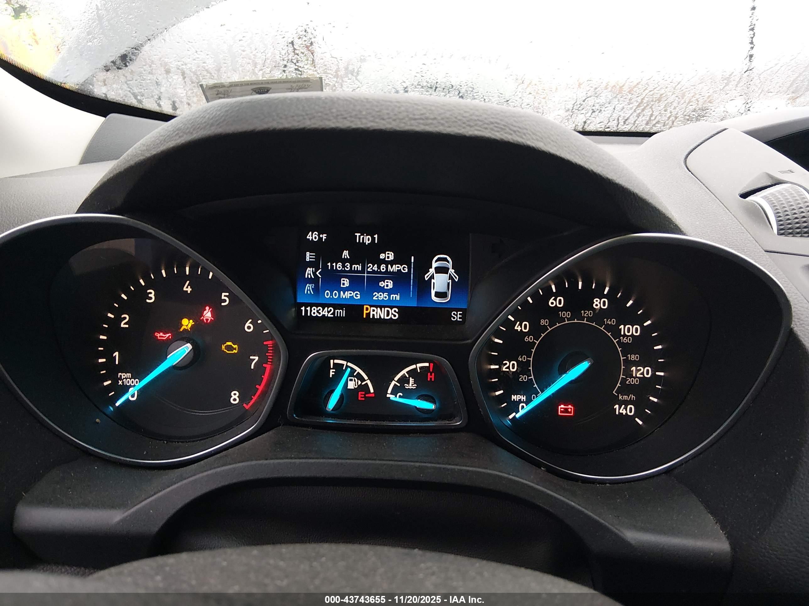 FORD ESCAPE image 7