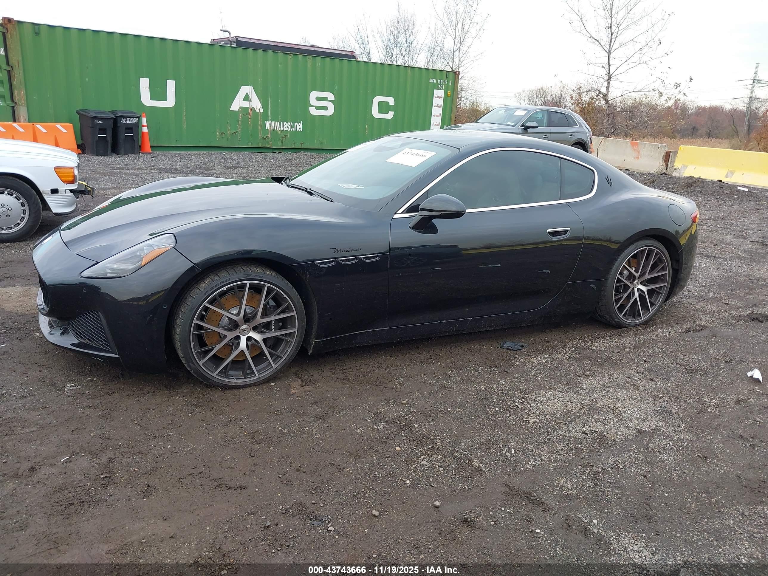 MASERATI GRANTURISMO image 2
