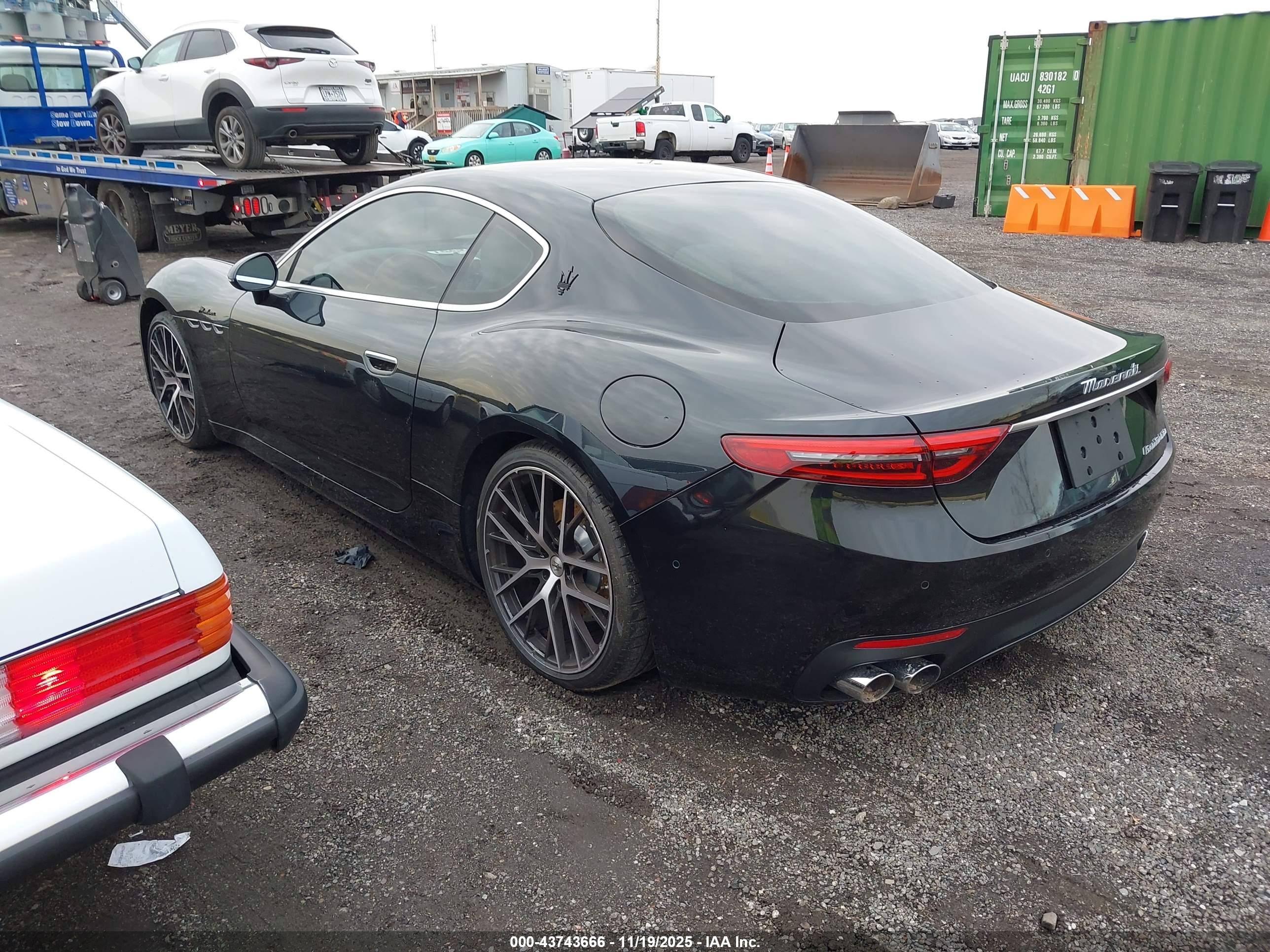 MASERATI GRANTURISMO image 3