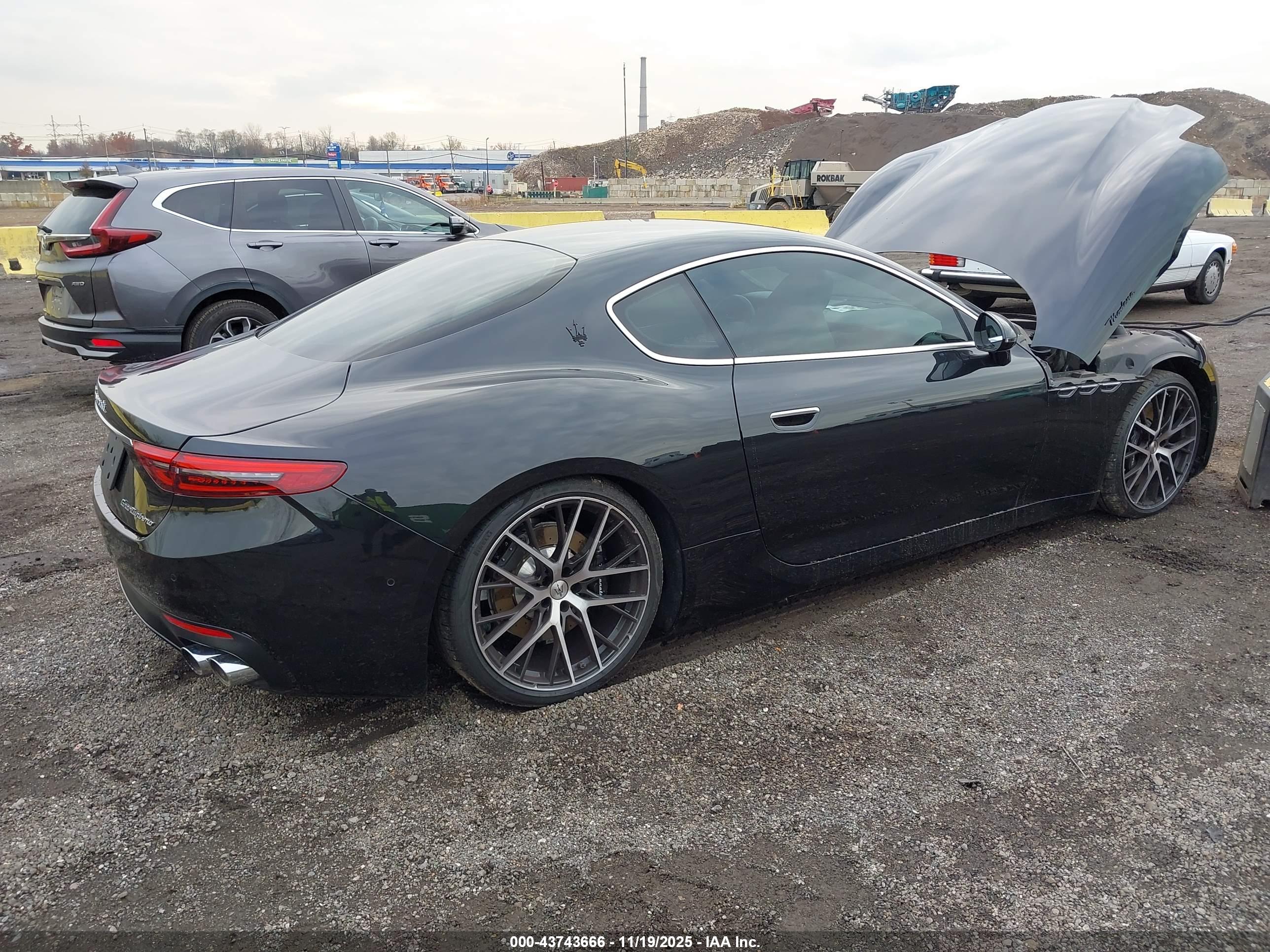 MASERATI GRANTURISMO image 4