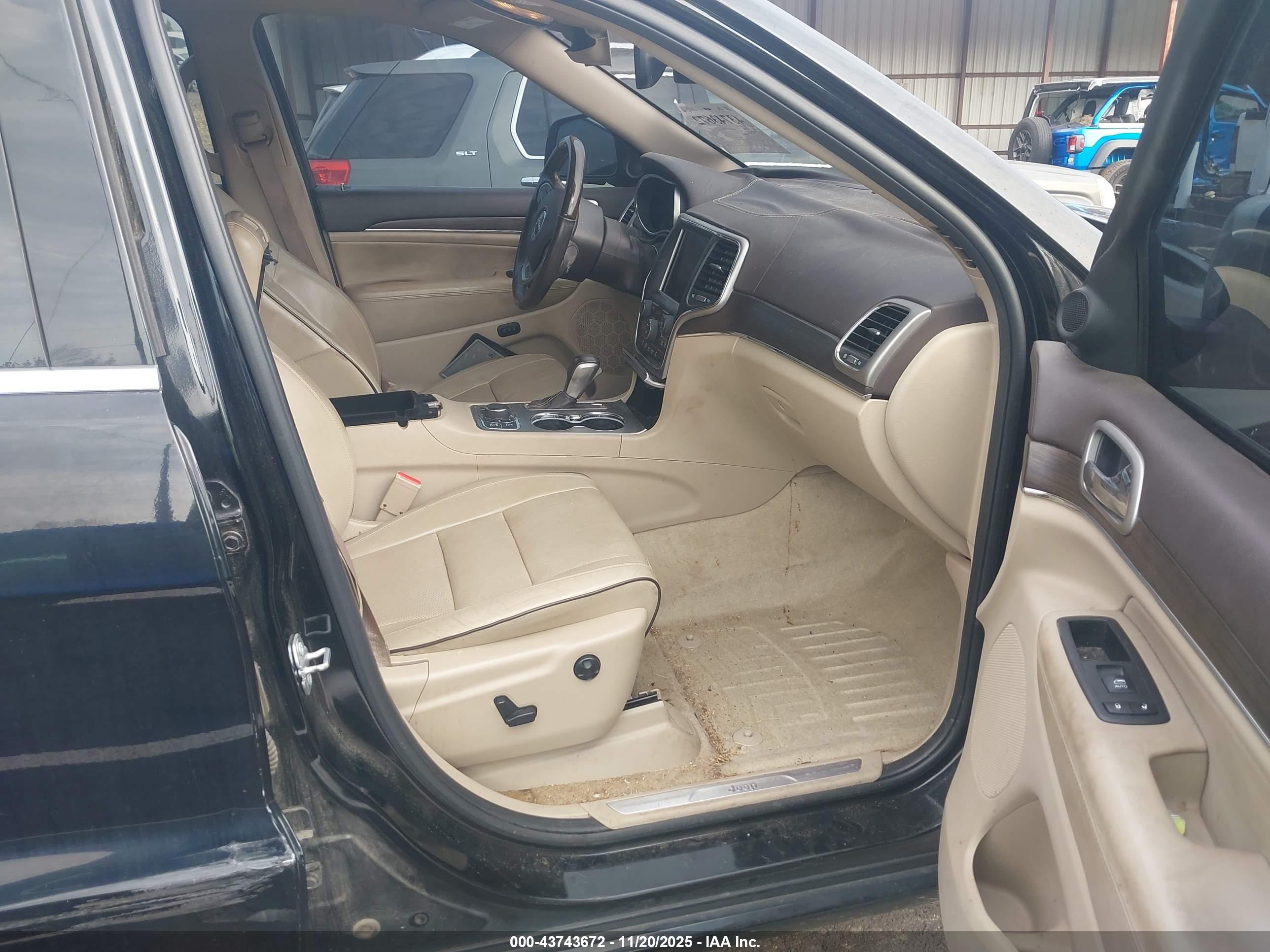 JEEP GRAND image 5