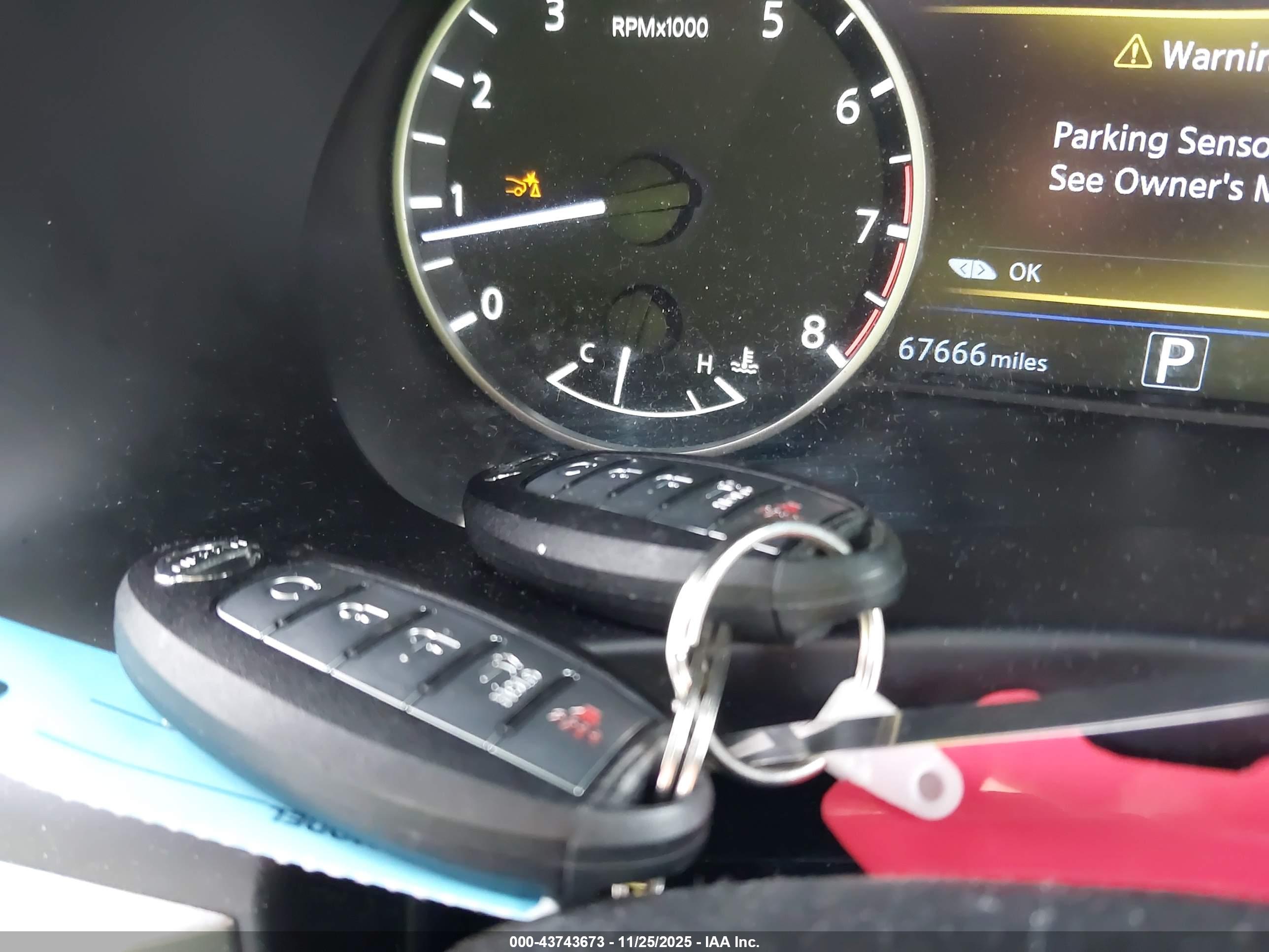 NISSAN MURANO image 11