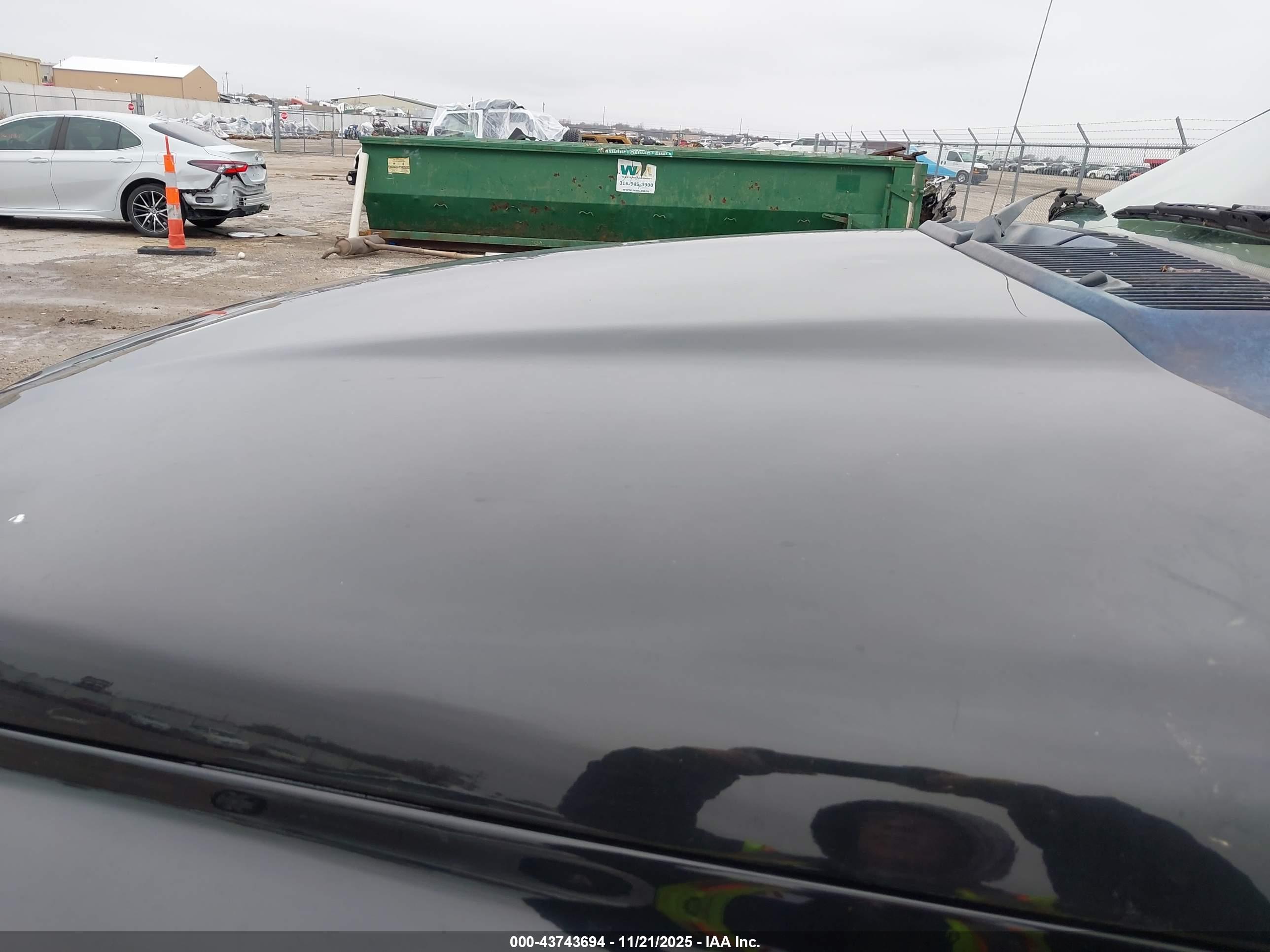 DODGE RAM image 6