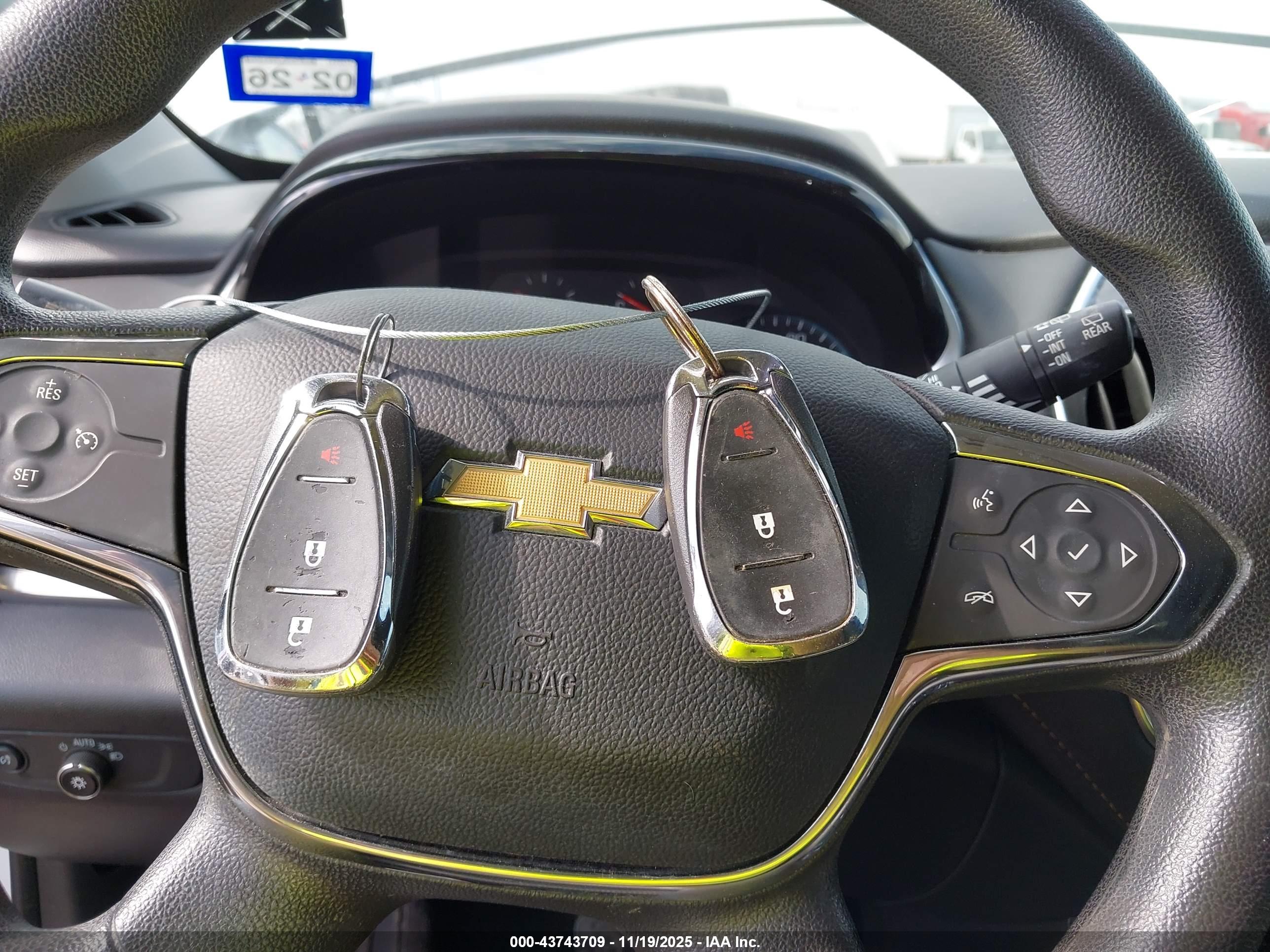 CHEVROLET TRAVERSE image 11