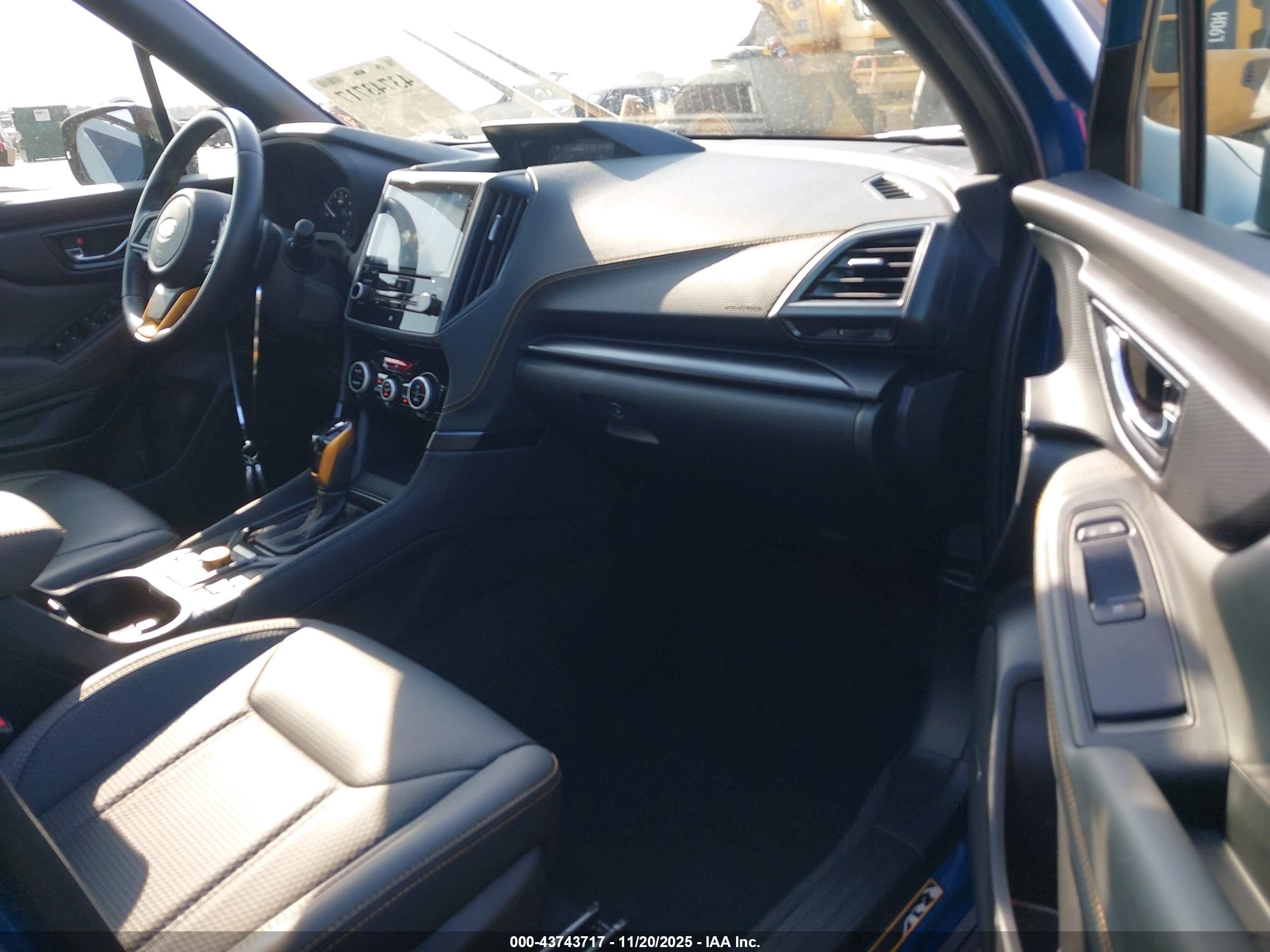SUBARU FORESTER image 5