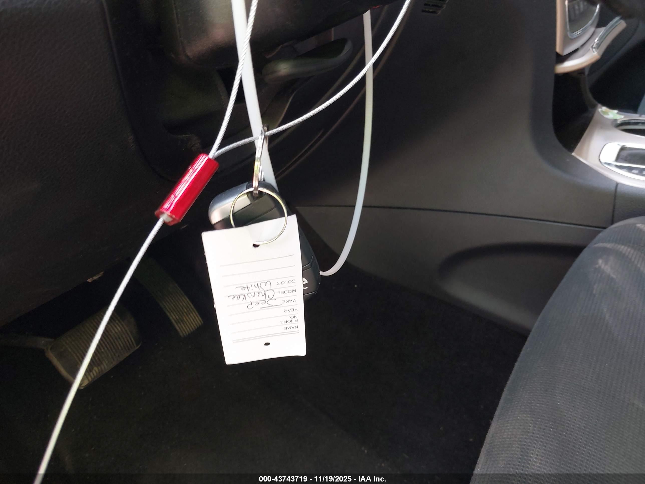 JEEP GRAND image 11