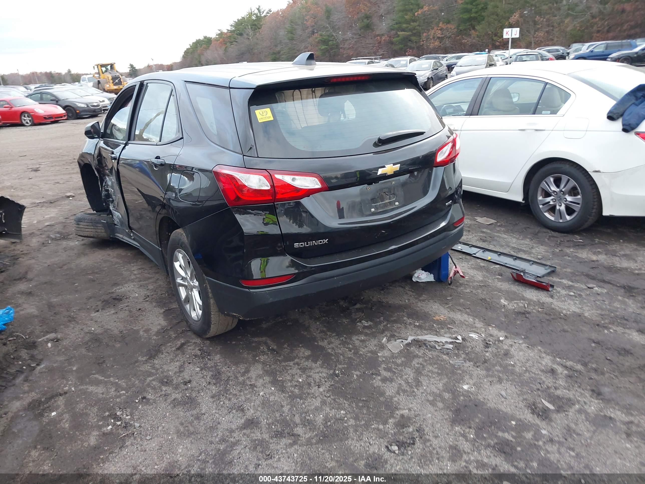 CHEVROLET EQUINOX image 3