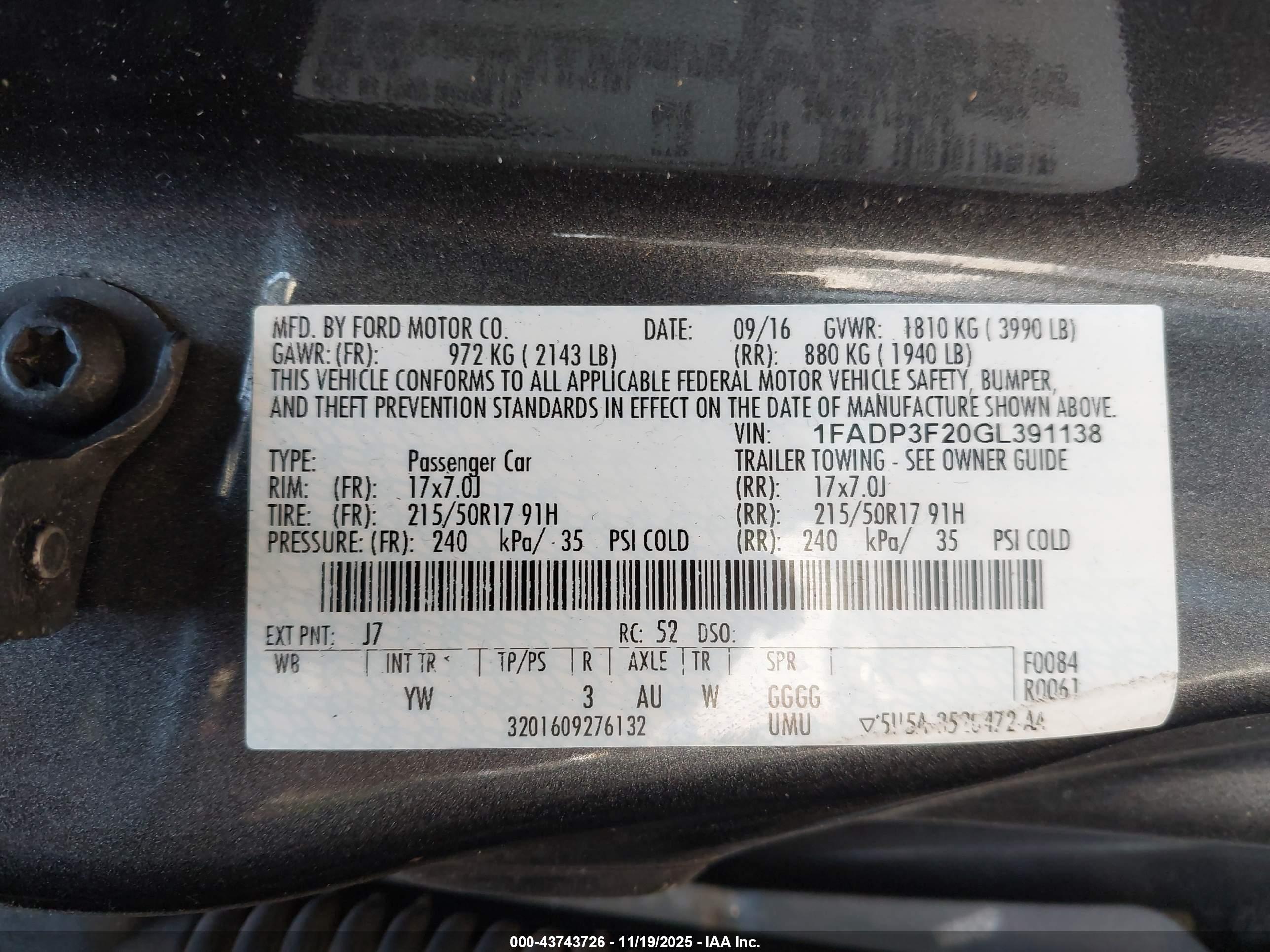 FORD FOCUS image 9