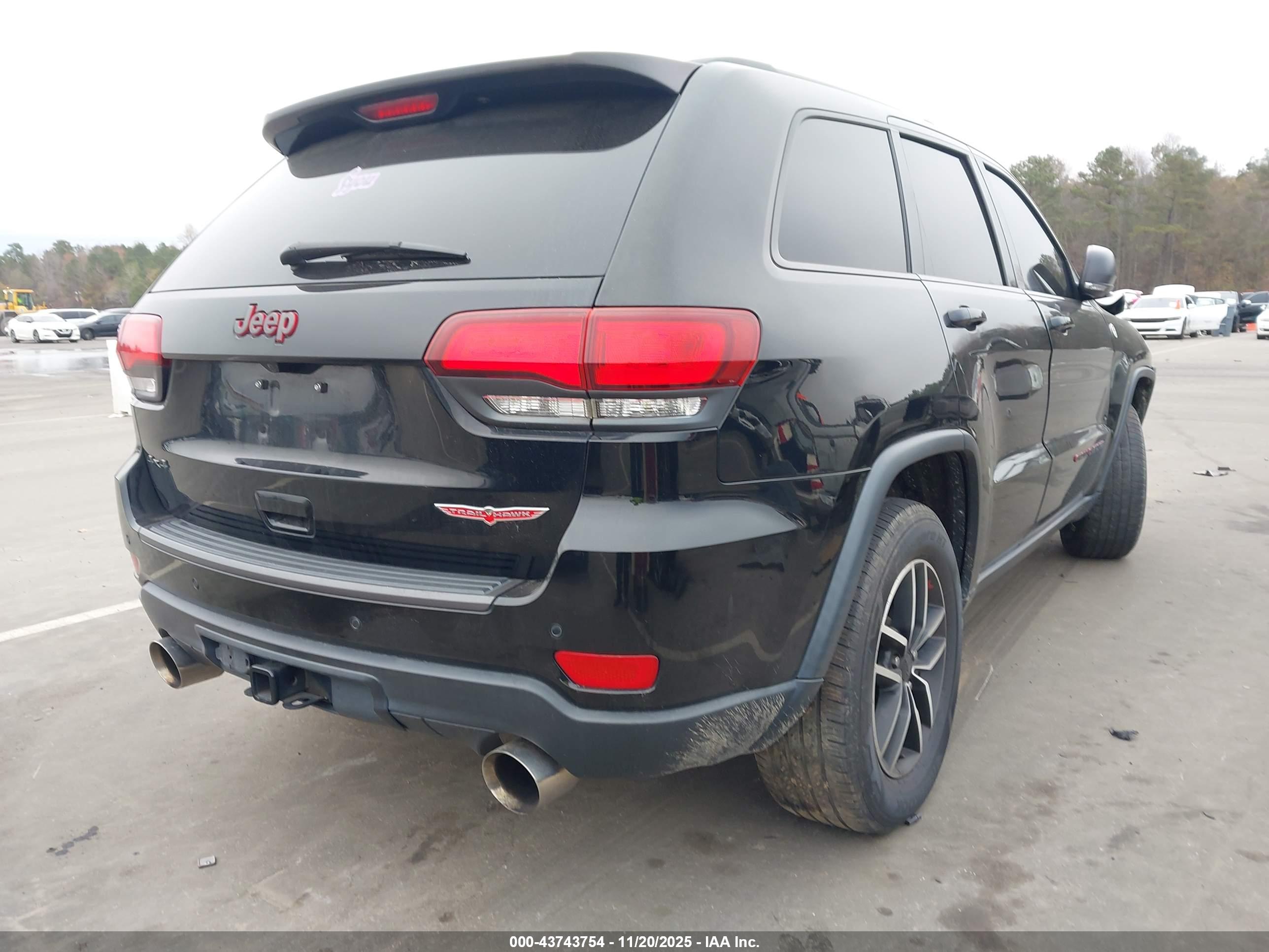 JEEP GRAND image 4