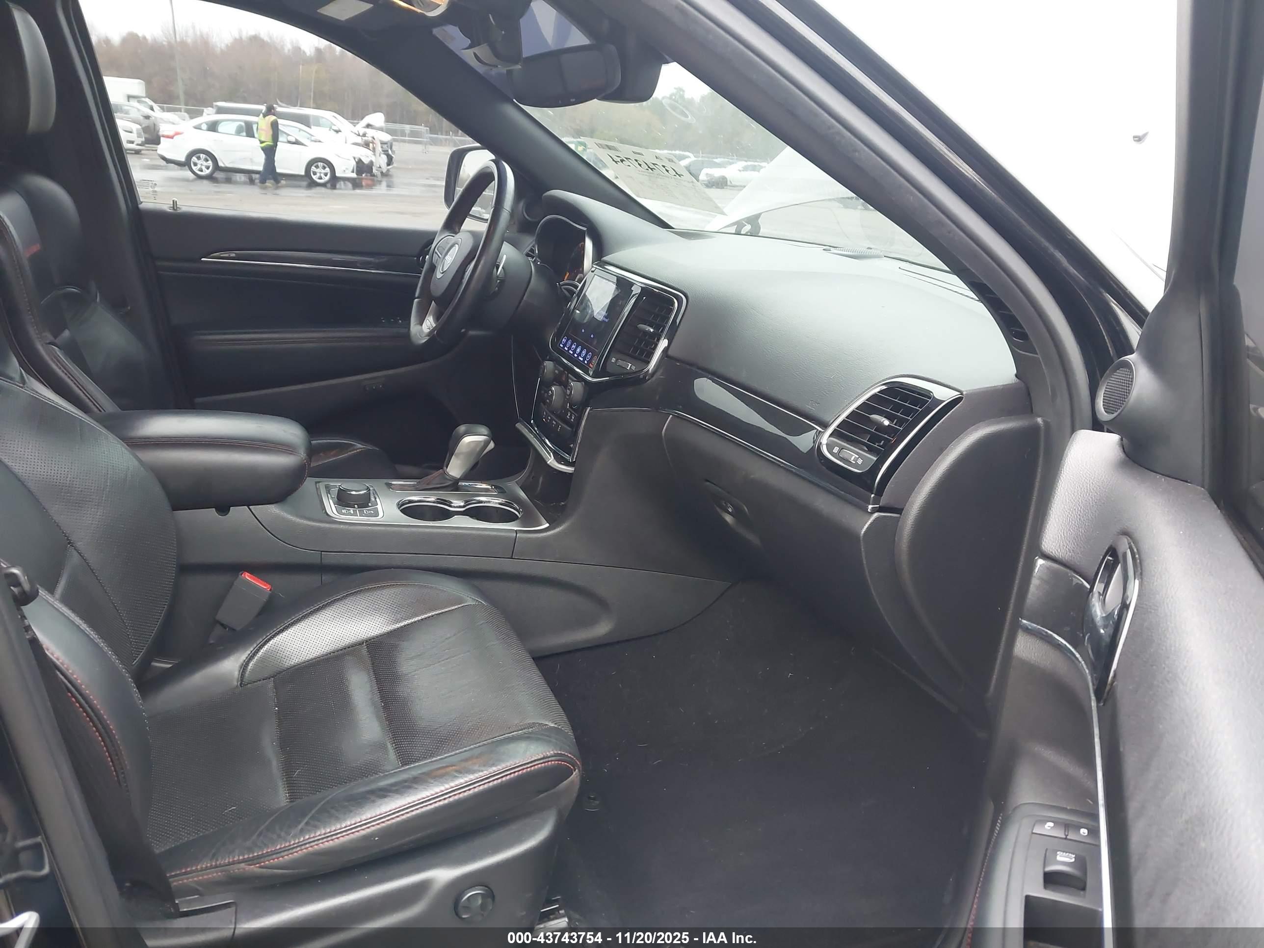 JEEP GRAND image 5