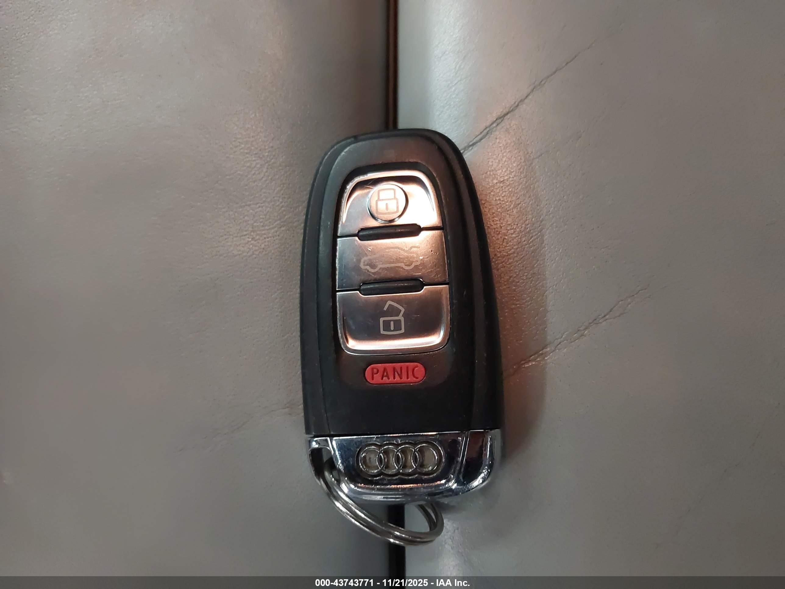 AUDI S4 image 11