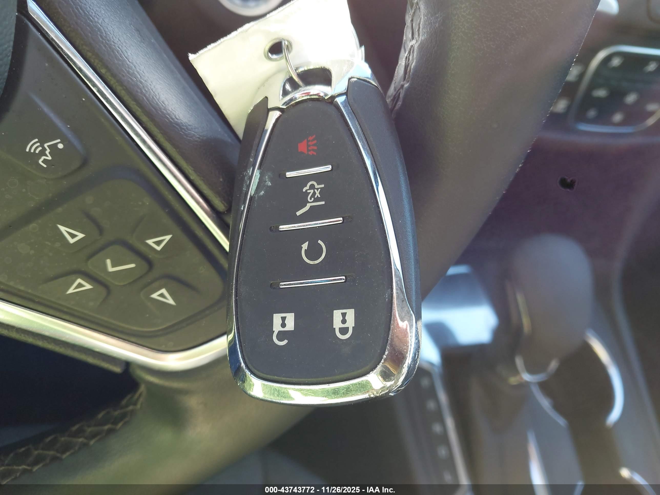 CHEVROLET EQUINOX image 11