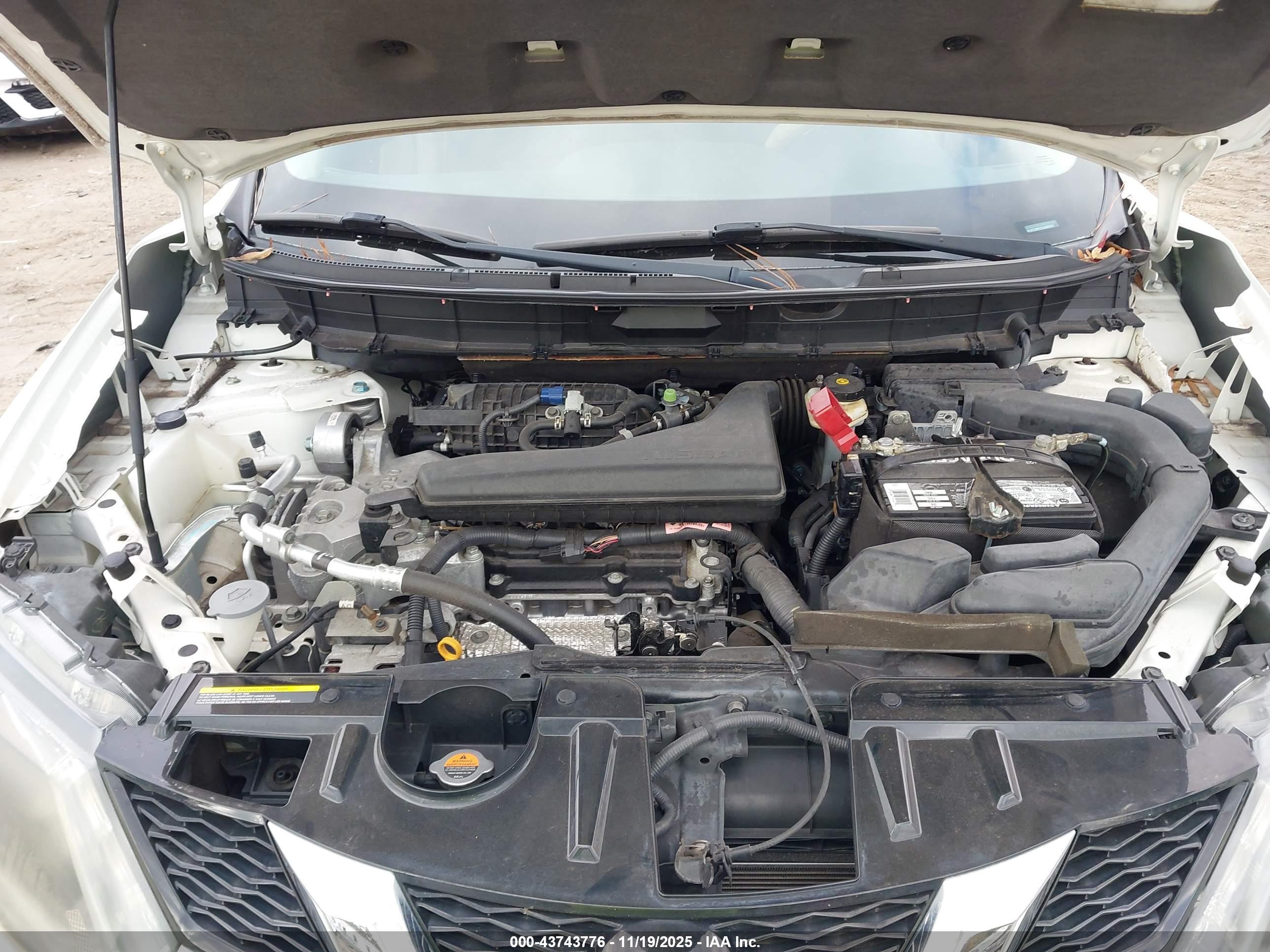 NISSAN ROGUE image 10